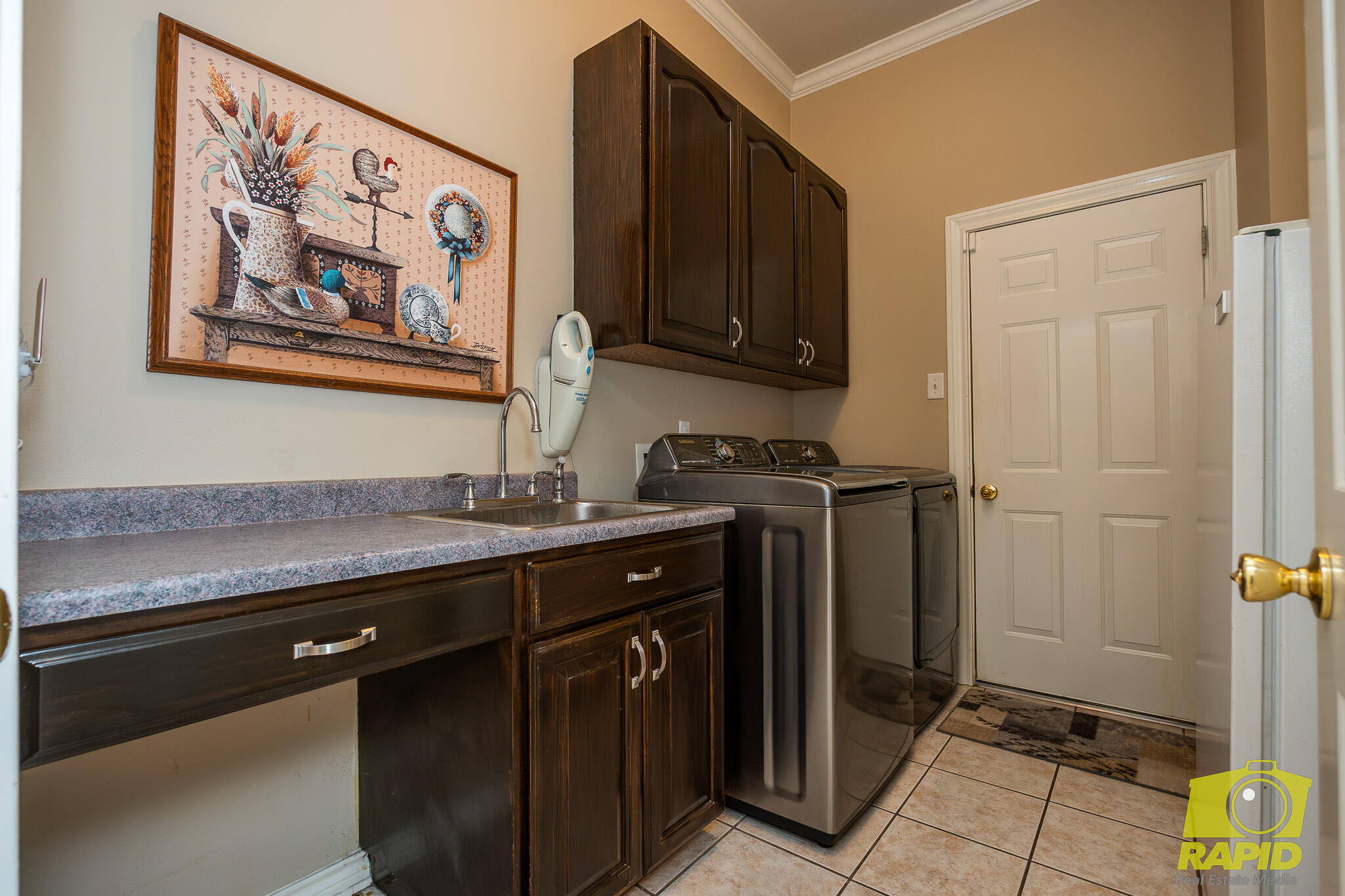 6010 Kingsbridge Drive Property Photo 80