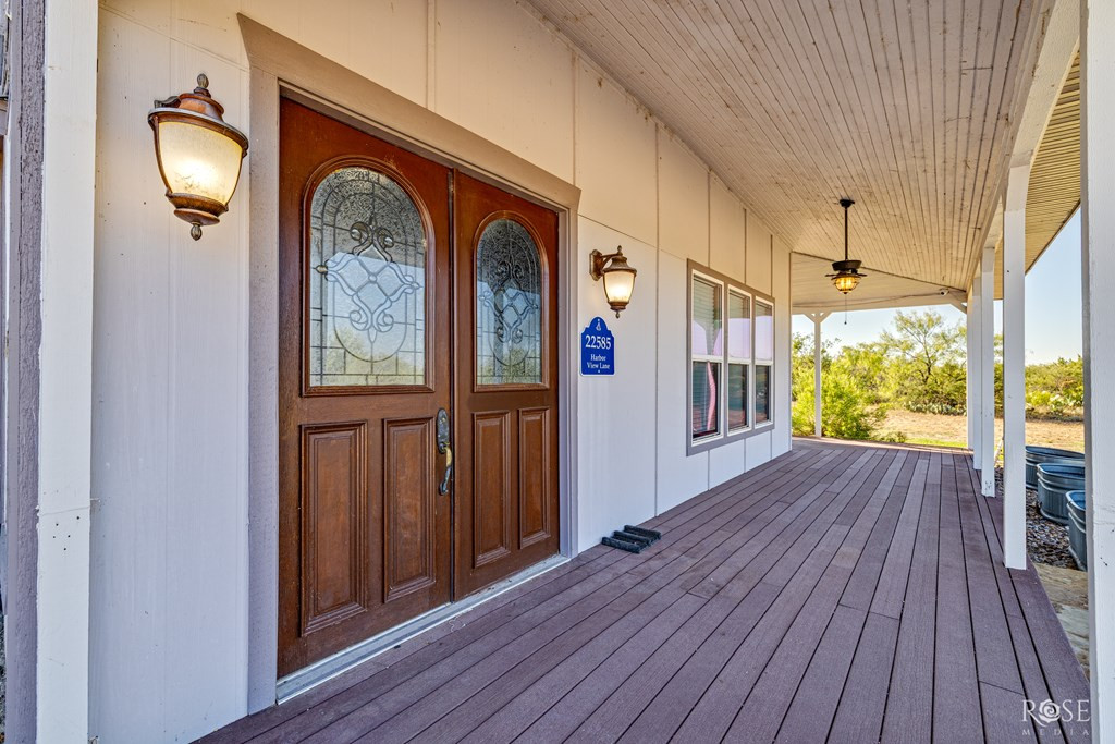 22585 Harbor View Lane Property Photo 3