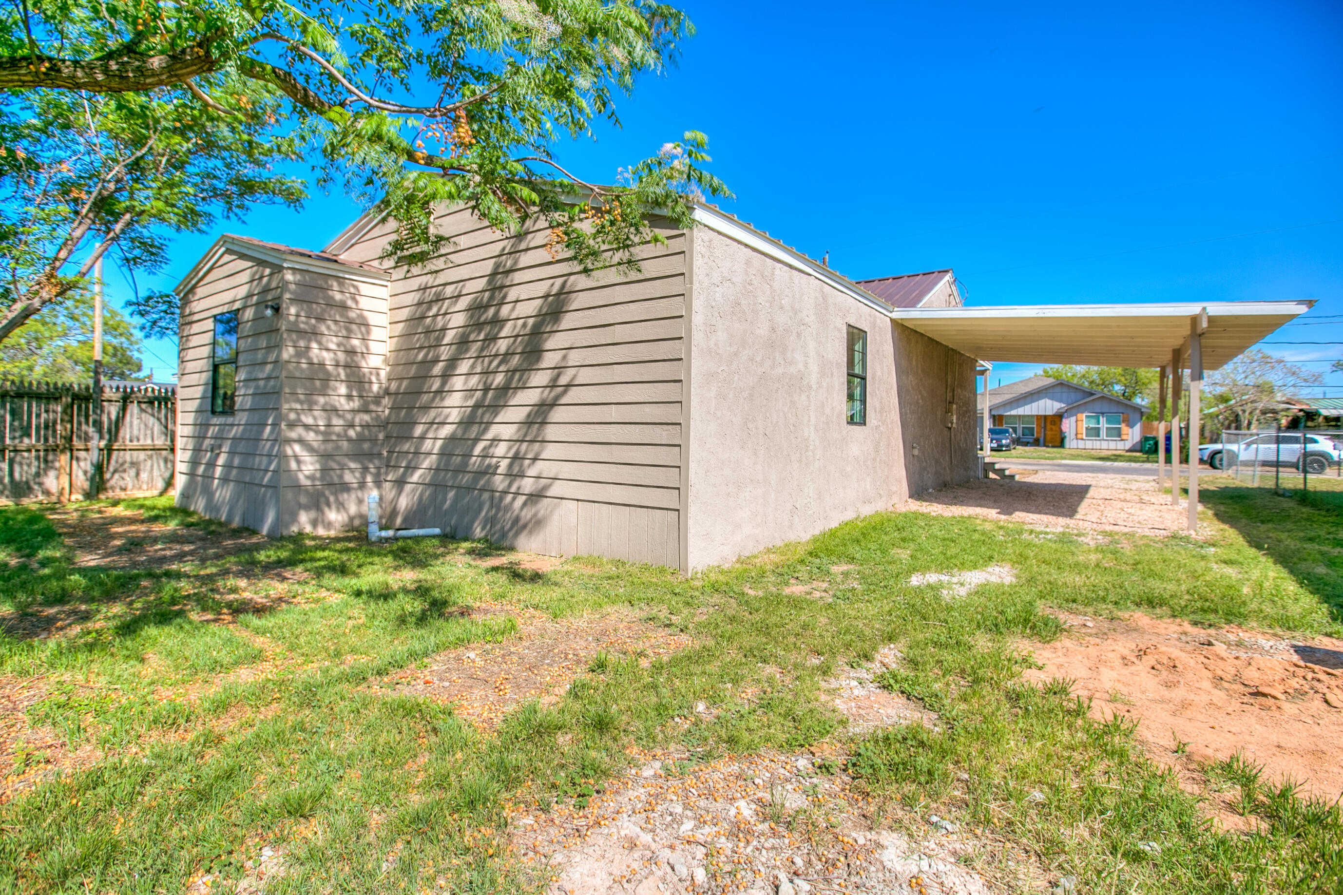811 San Jacinto Street Property Photo 27