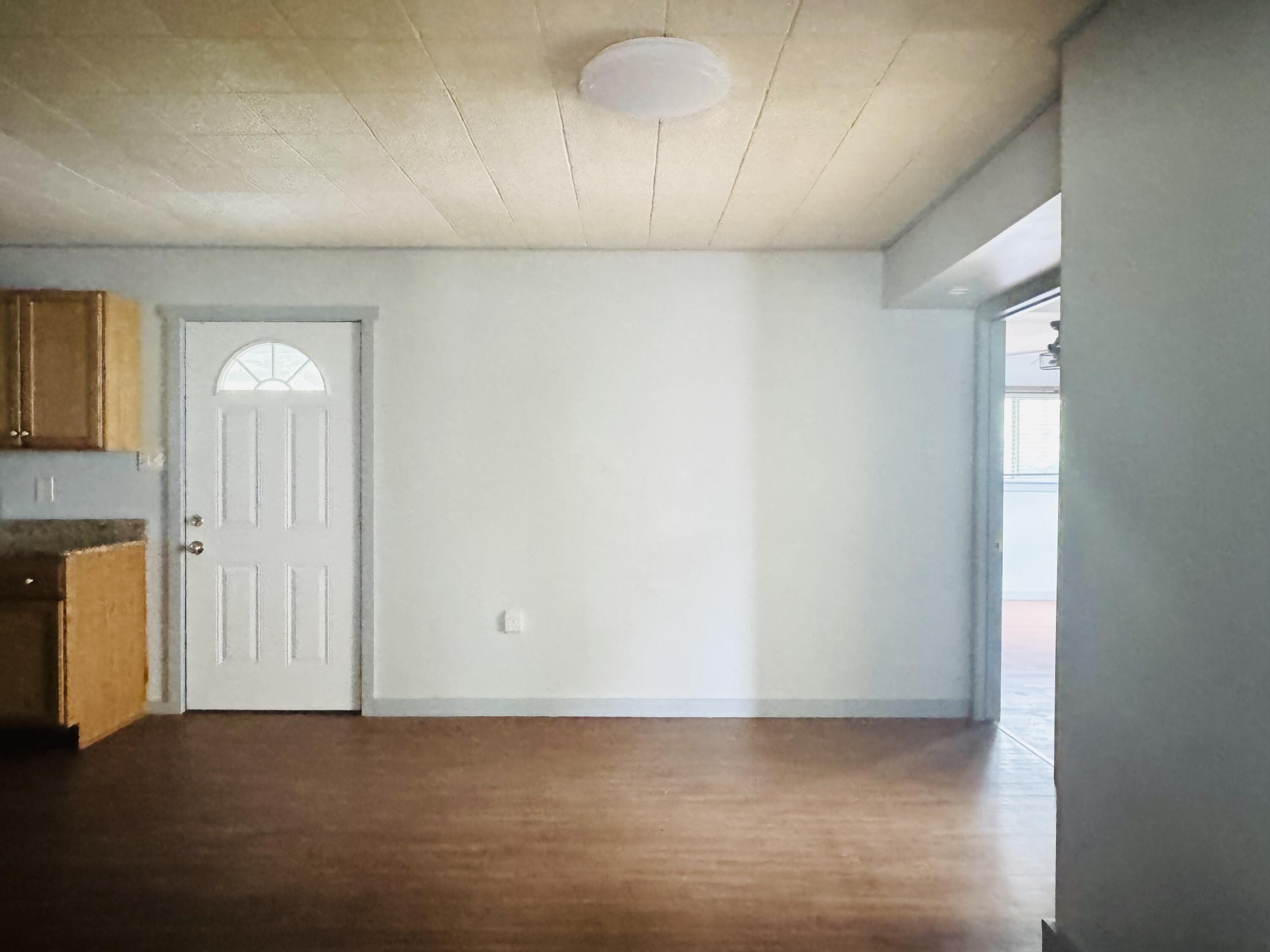 1510 E Harris Avenue Property Photo 7