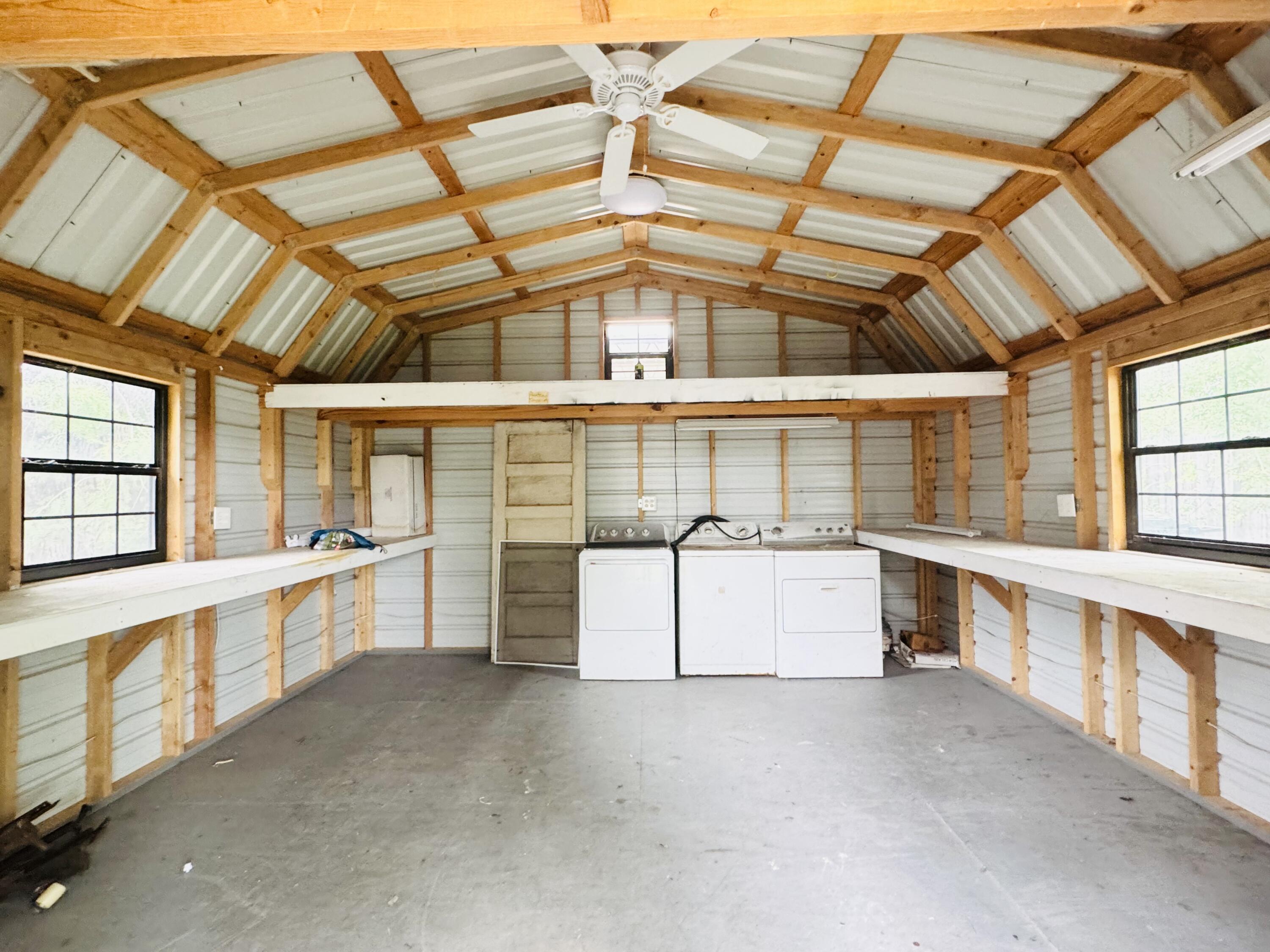 1510 E Harris Avenue Property Photo 12