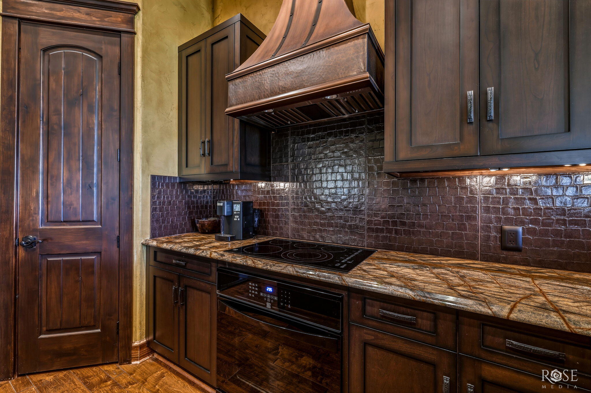 6542 Stokes Road Property Photo 18