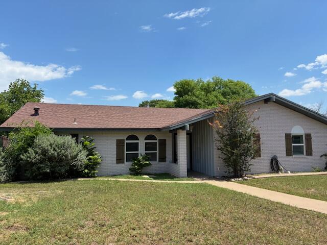 2814 Chimney Rock Lane Property Photo 1