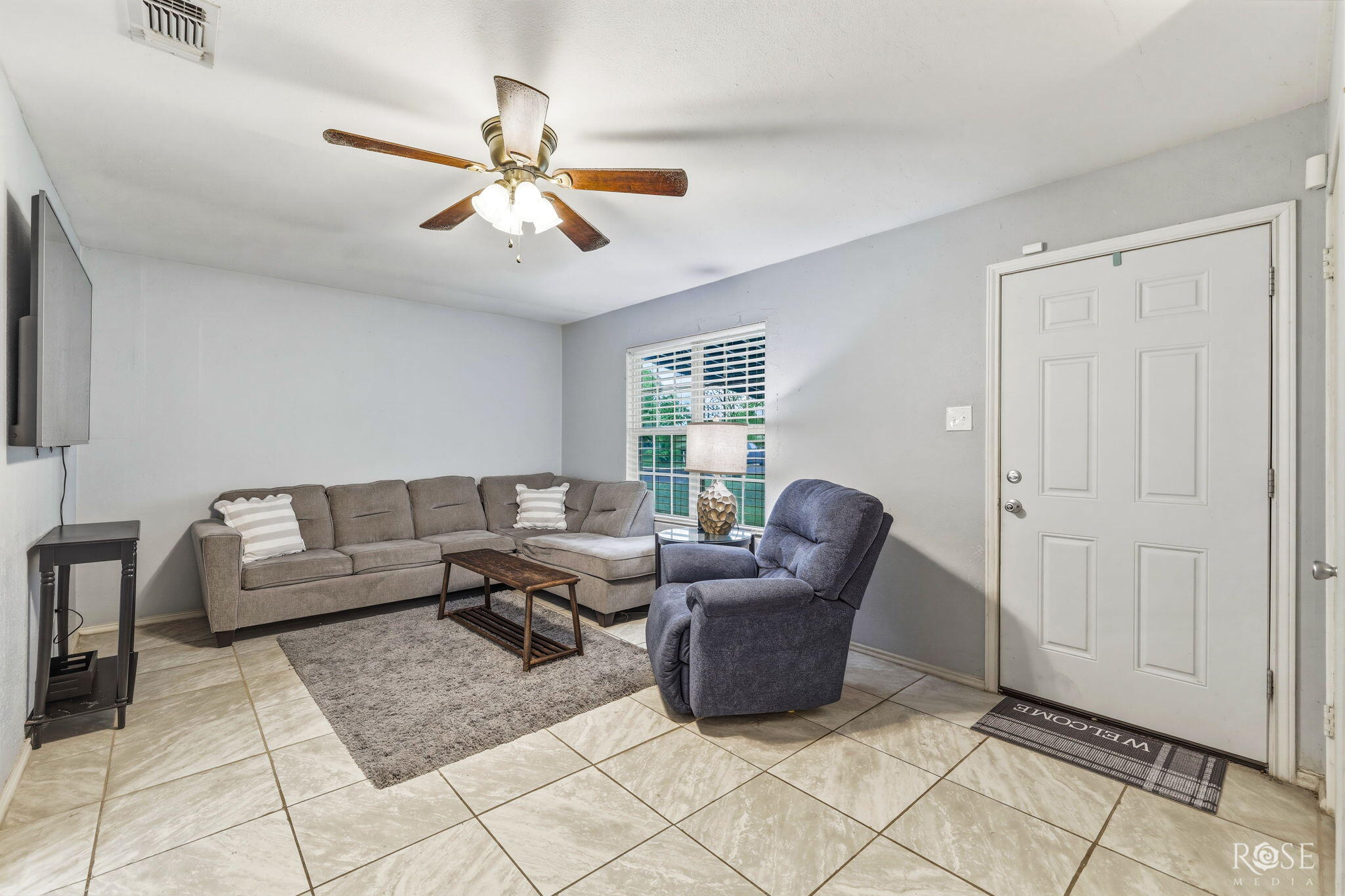 113 E 33rd Street Property Photo 2