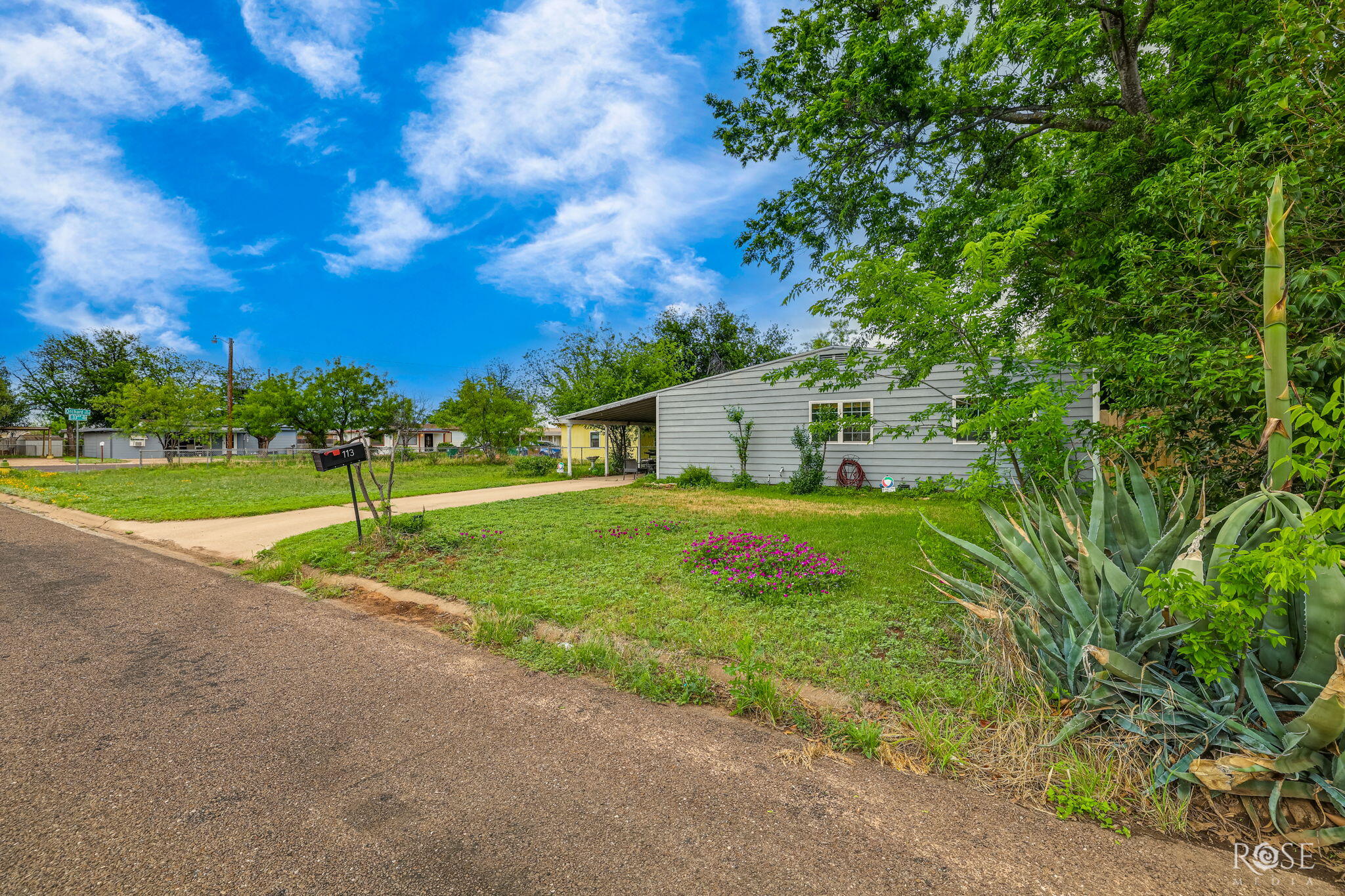 113 E 33rd Street Property Photo 5