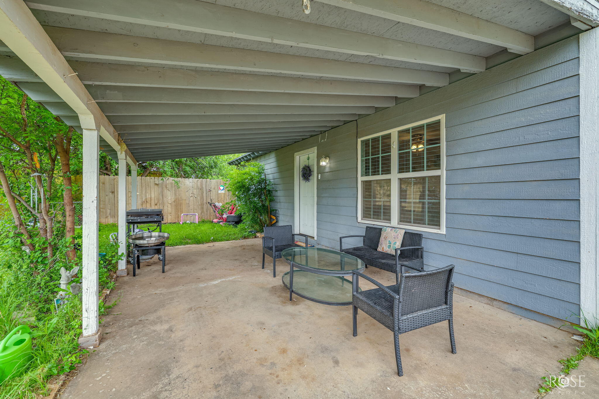 113 E 33rd Street Property Photo 6