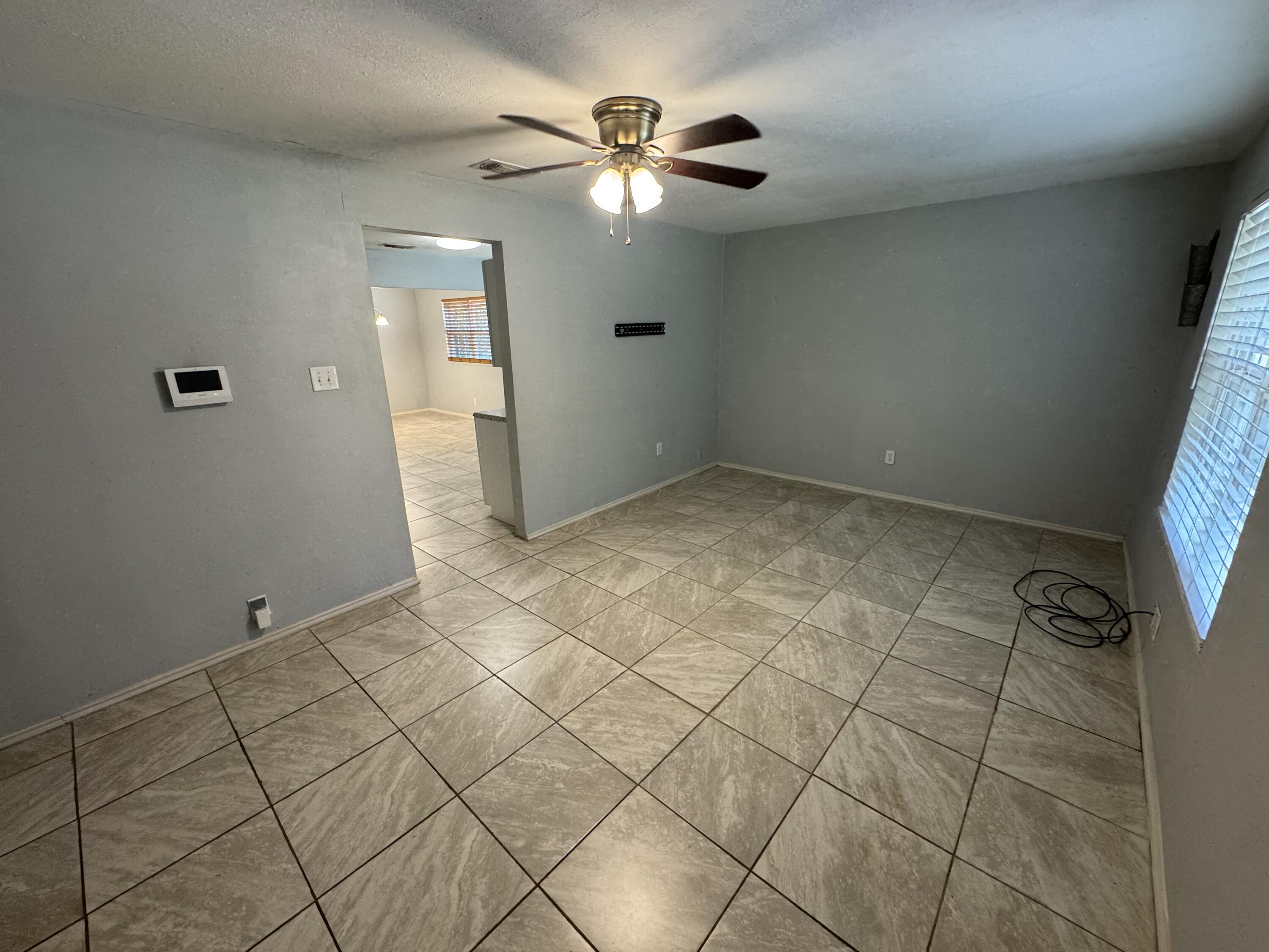 113 E 33rd Street Property Photo 25