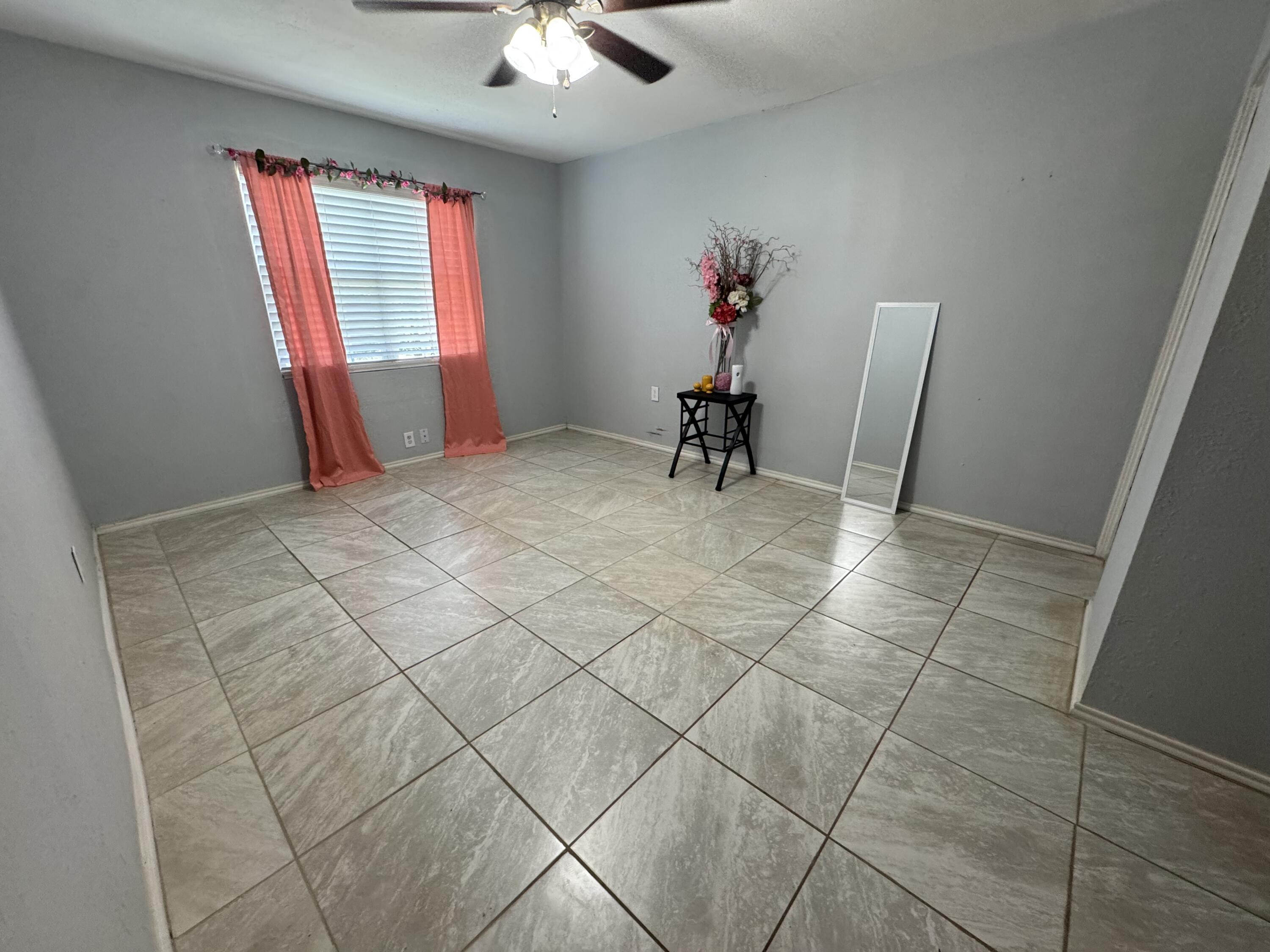 113 E 33rd Street Property Photo 34