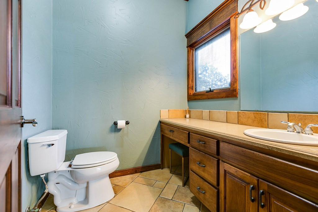 2061 Beaty Road Property Photo 43