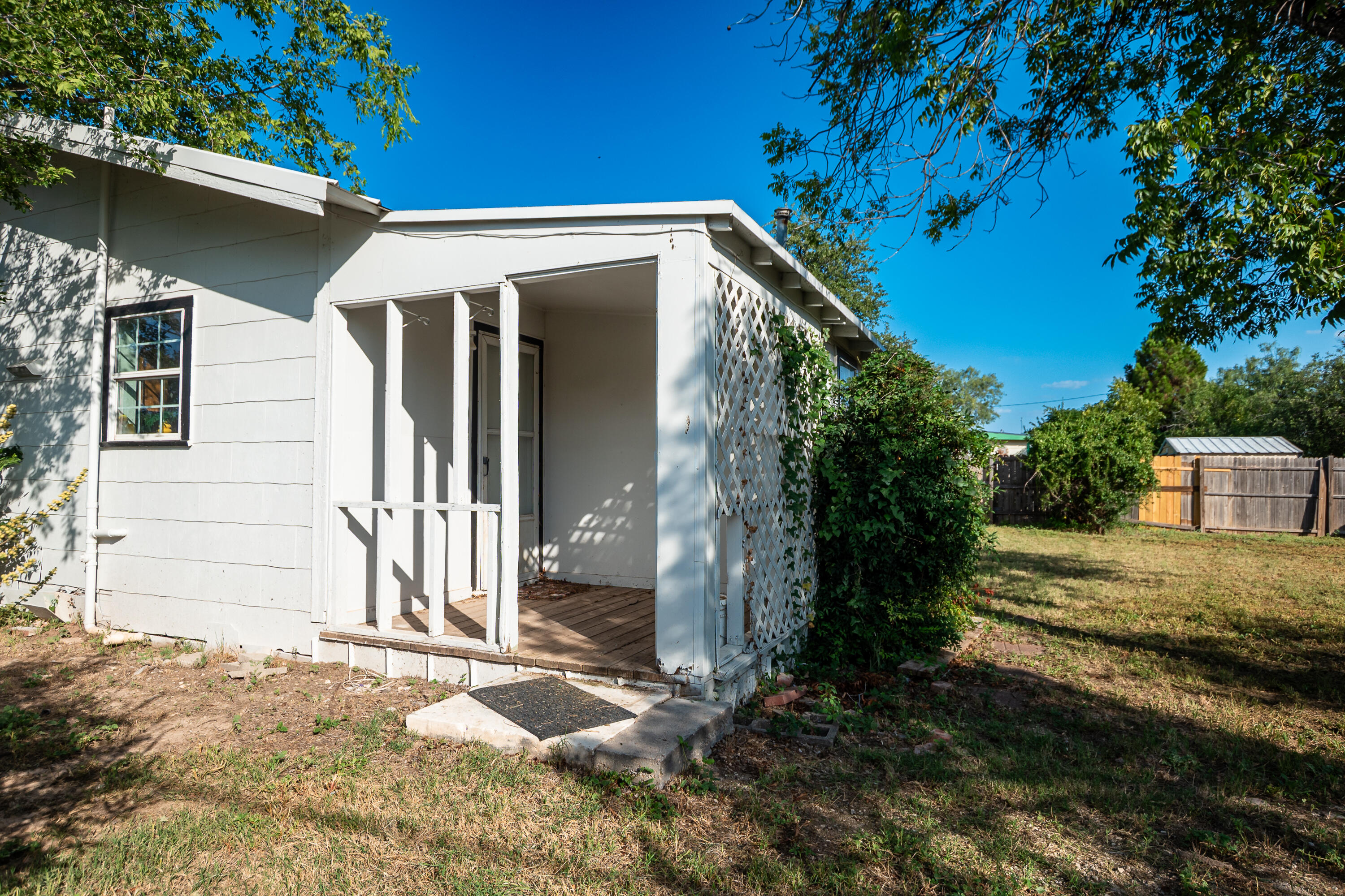 811 Akin Street Property Photo 17