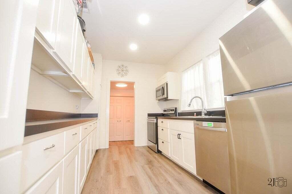 309 N Adams Street Property Photo 11