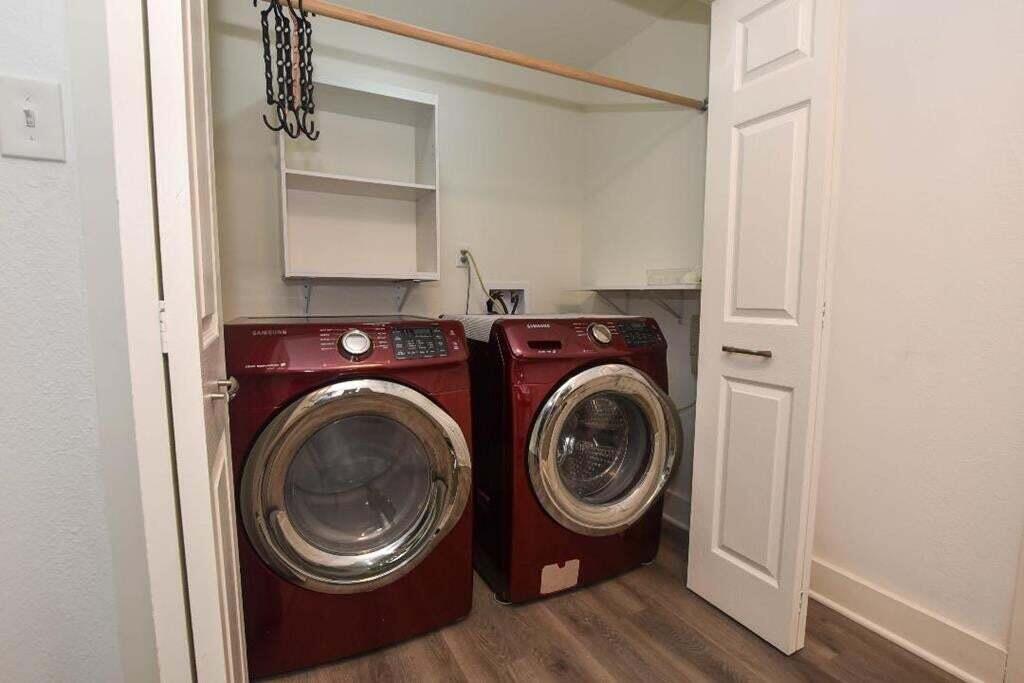 309 N Adams Street Property Photo 13