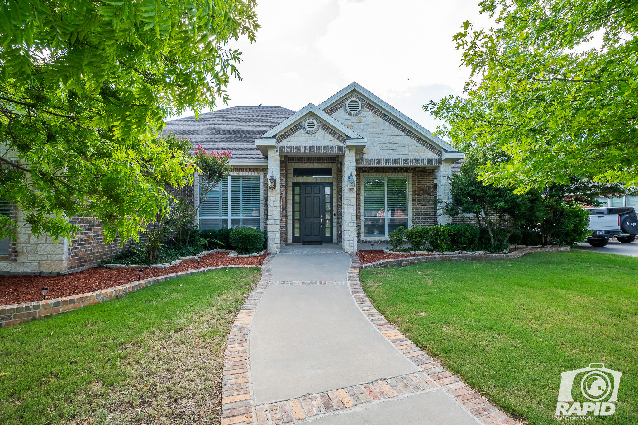 4810 N Bentwood Drive Property Photo 4