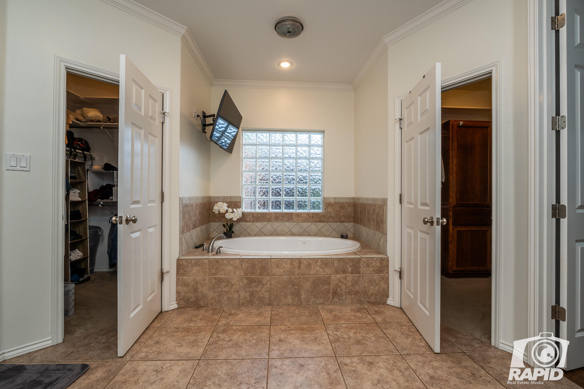 4810 N Bentwood Drive Property Photo 22
