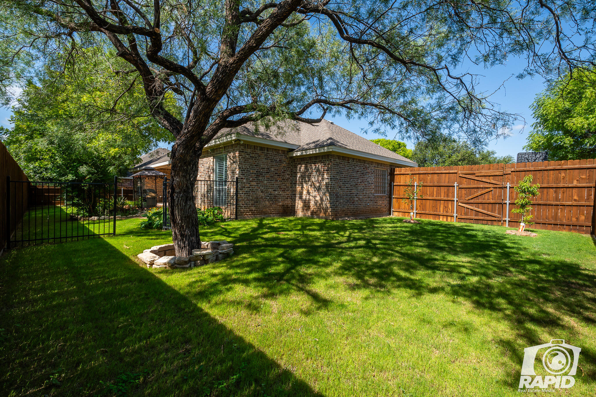 4810 N Bentwood Drive Property Photo 35