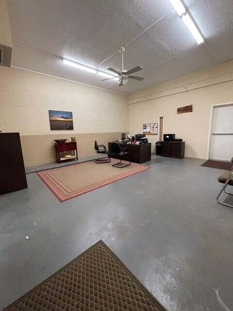 1920 N Chadbourne Street Property Photo 7