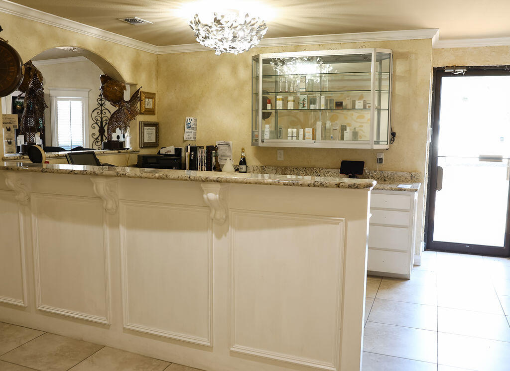 3812 Arden Road Property Photo 9