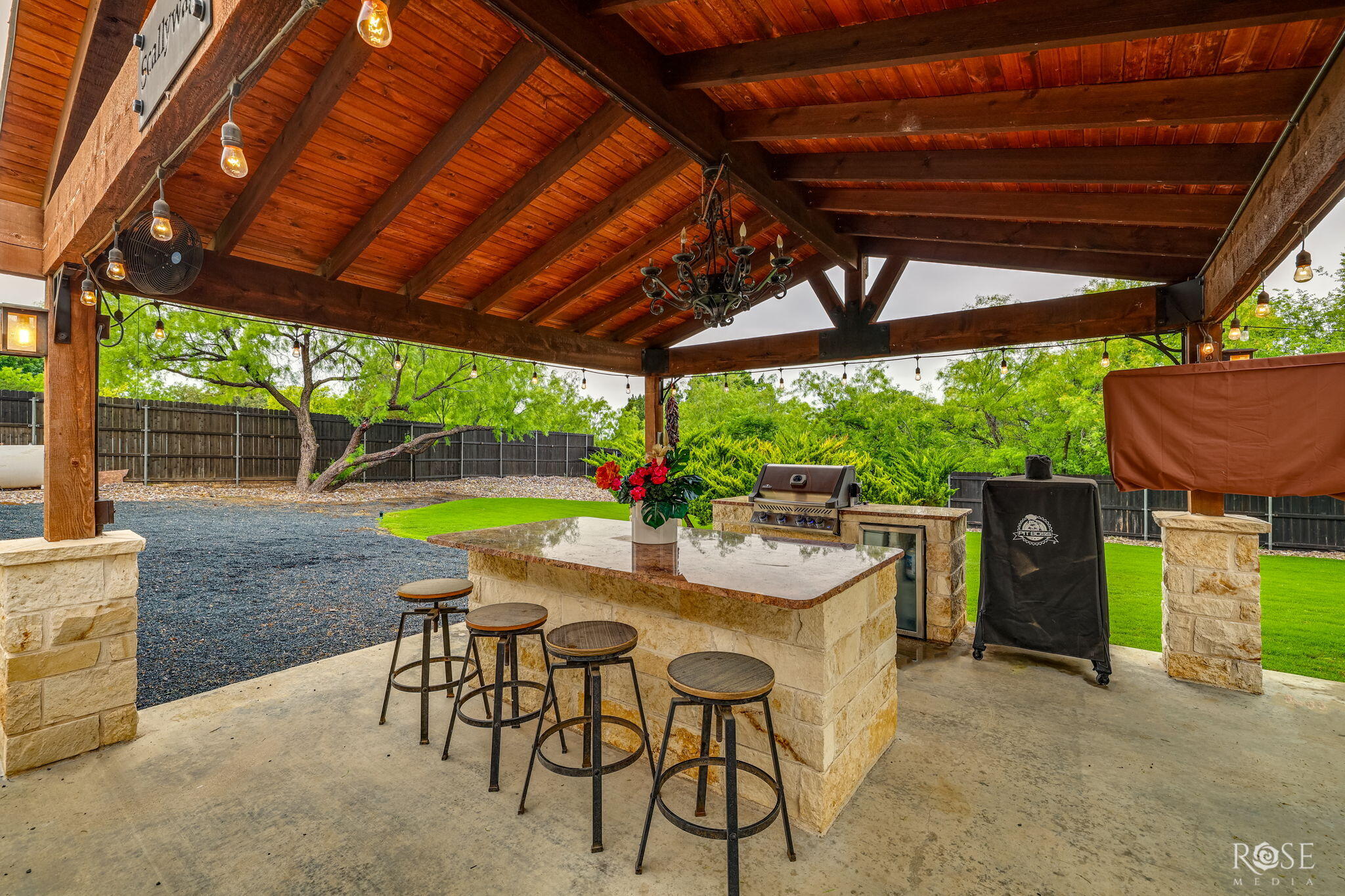 1282 Gleneagles Drive Property Photo 39