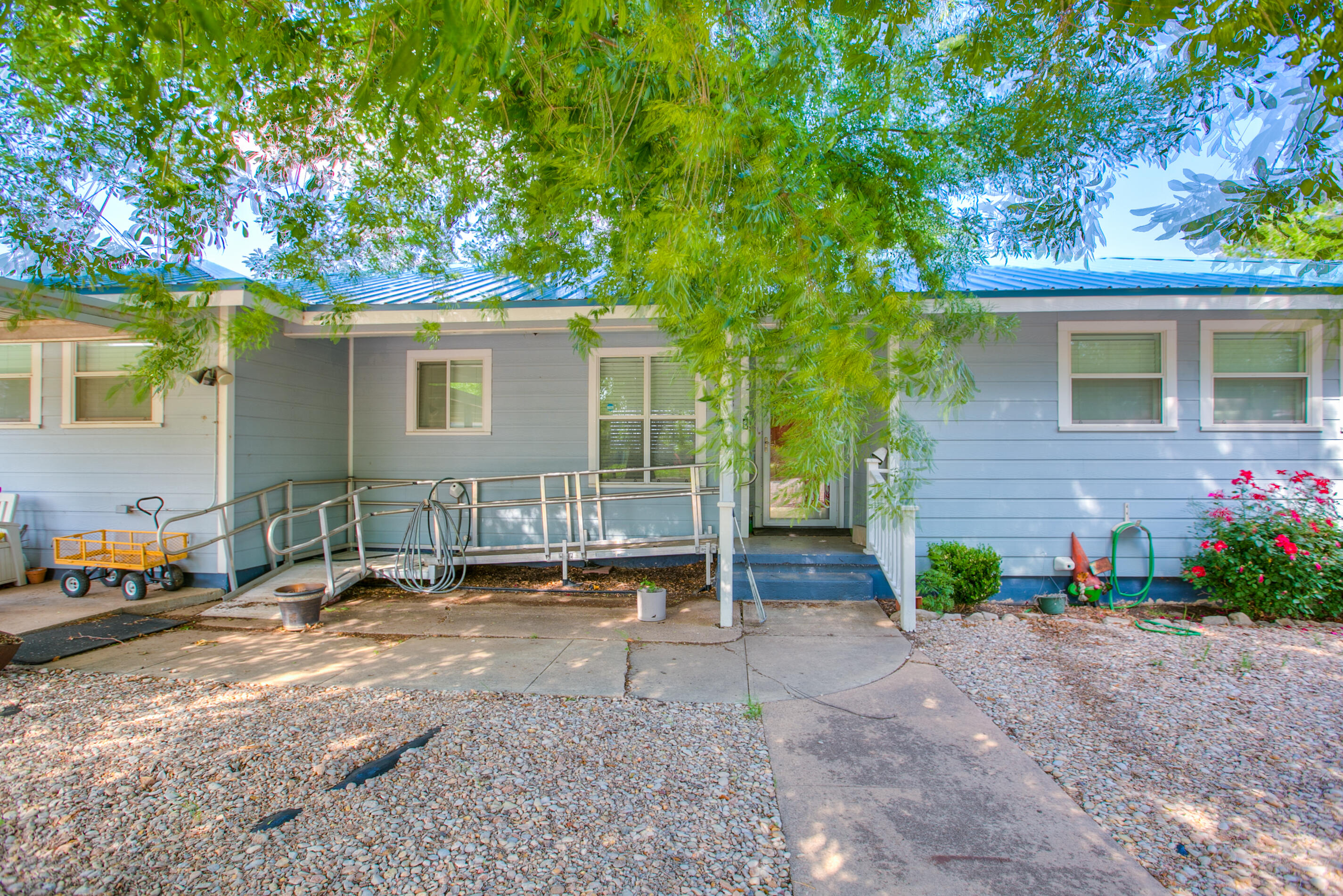 410 Mccarver Drive Property Photo 1