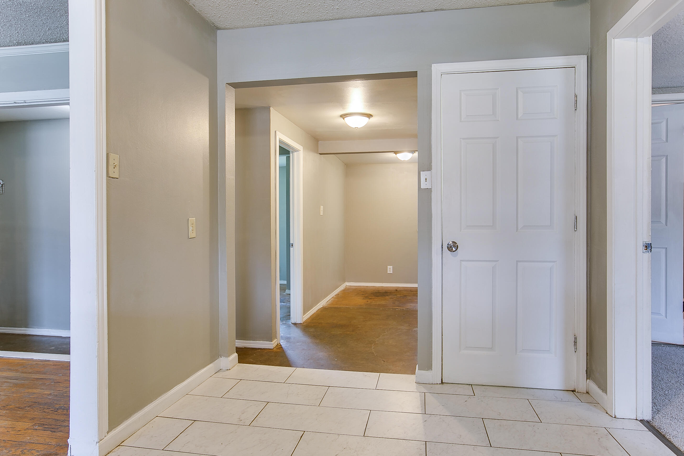 2605 Dena Drive Property Photo 11