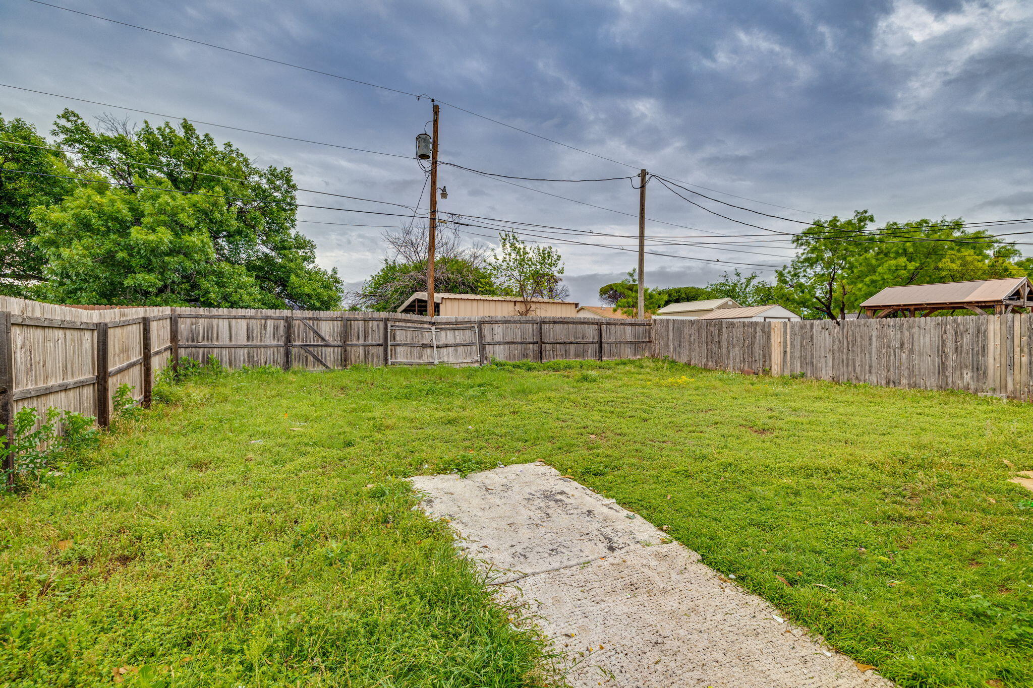1614 Cloud Street Property Photo 14