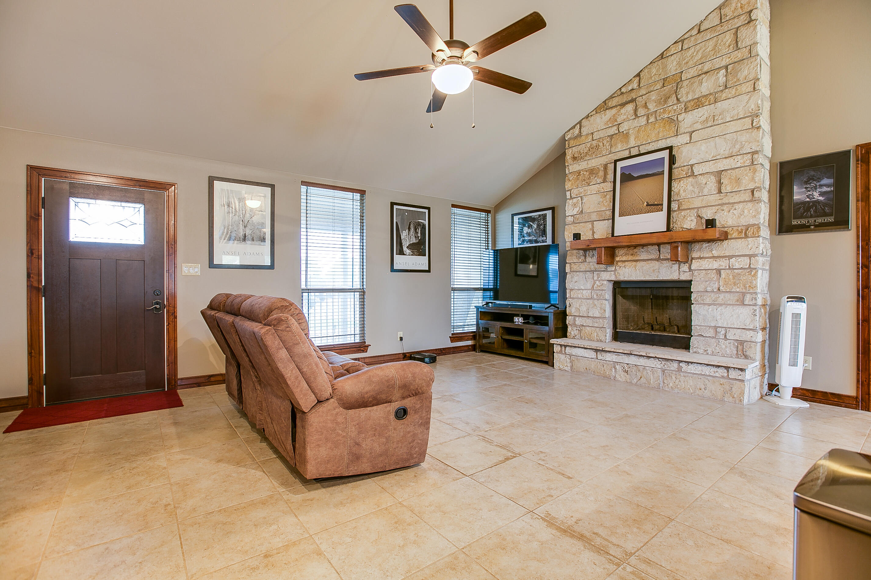 8483 Puma Court Property Photo 8