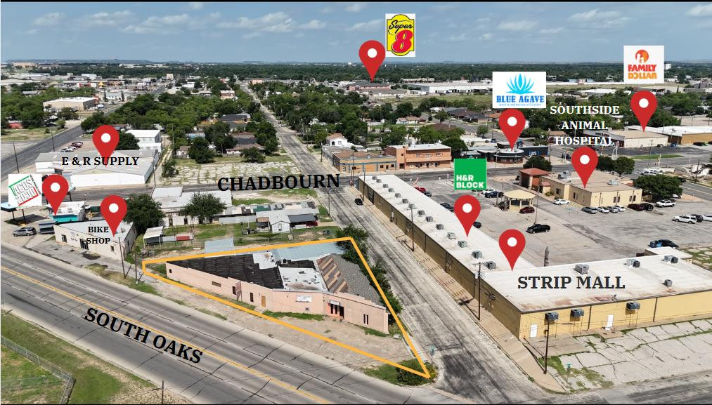 1701 S Oakes Street Property Photo 1