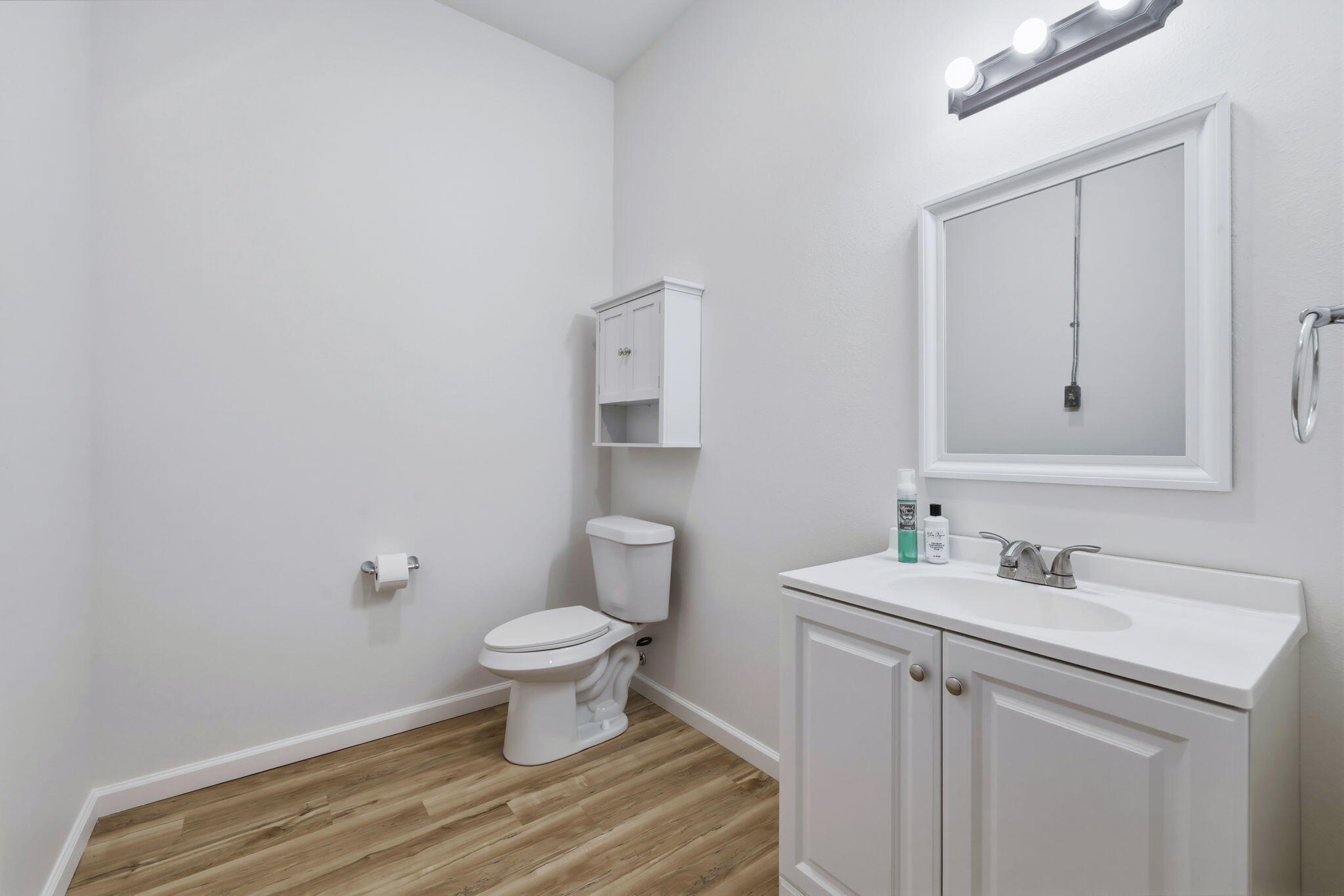 2619 Sherwood Way Property Photo 13