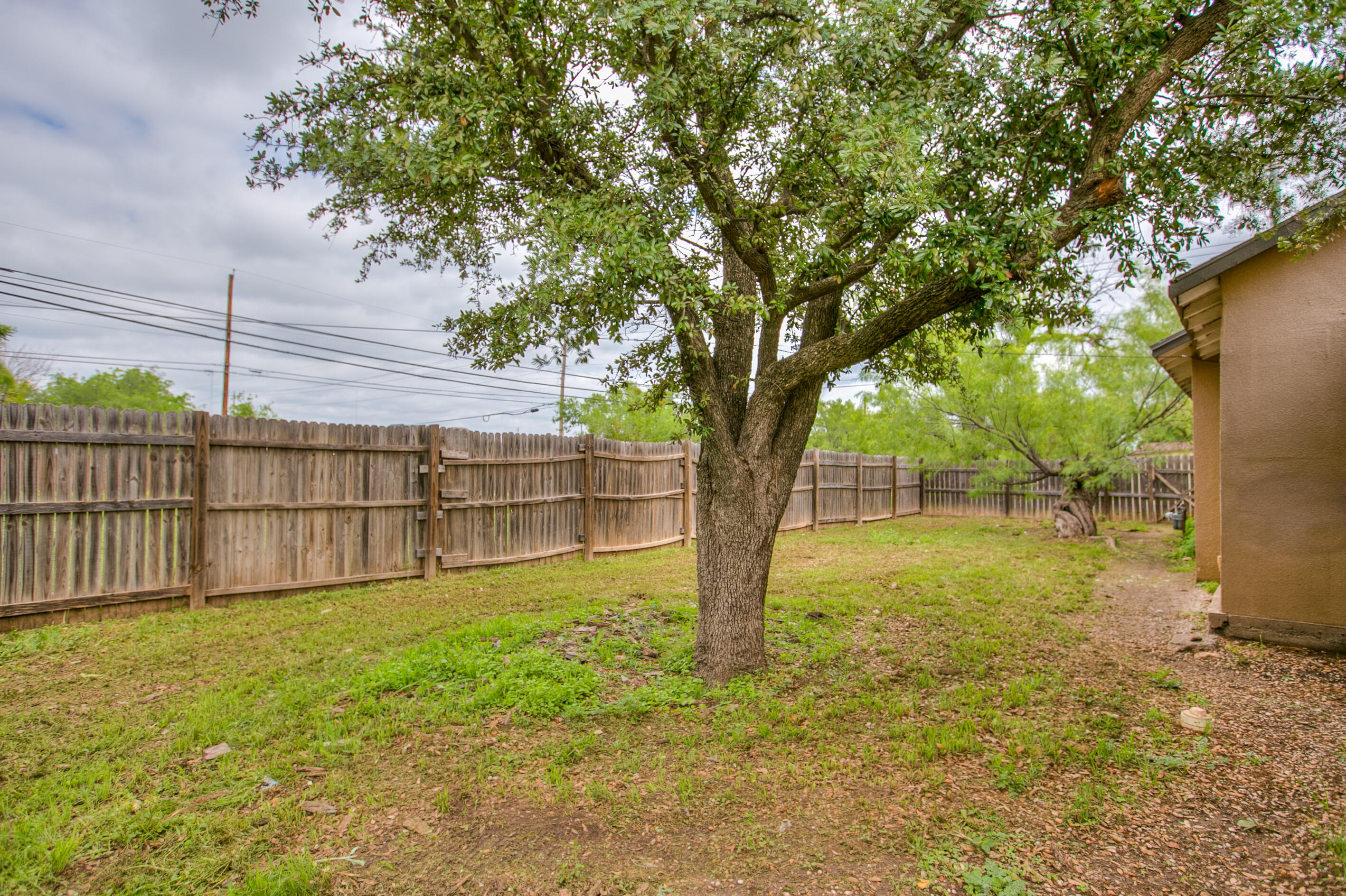 1801 Childress Street Property Photo 9
