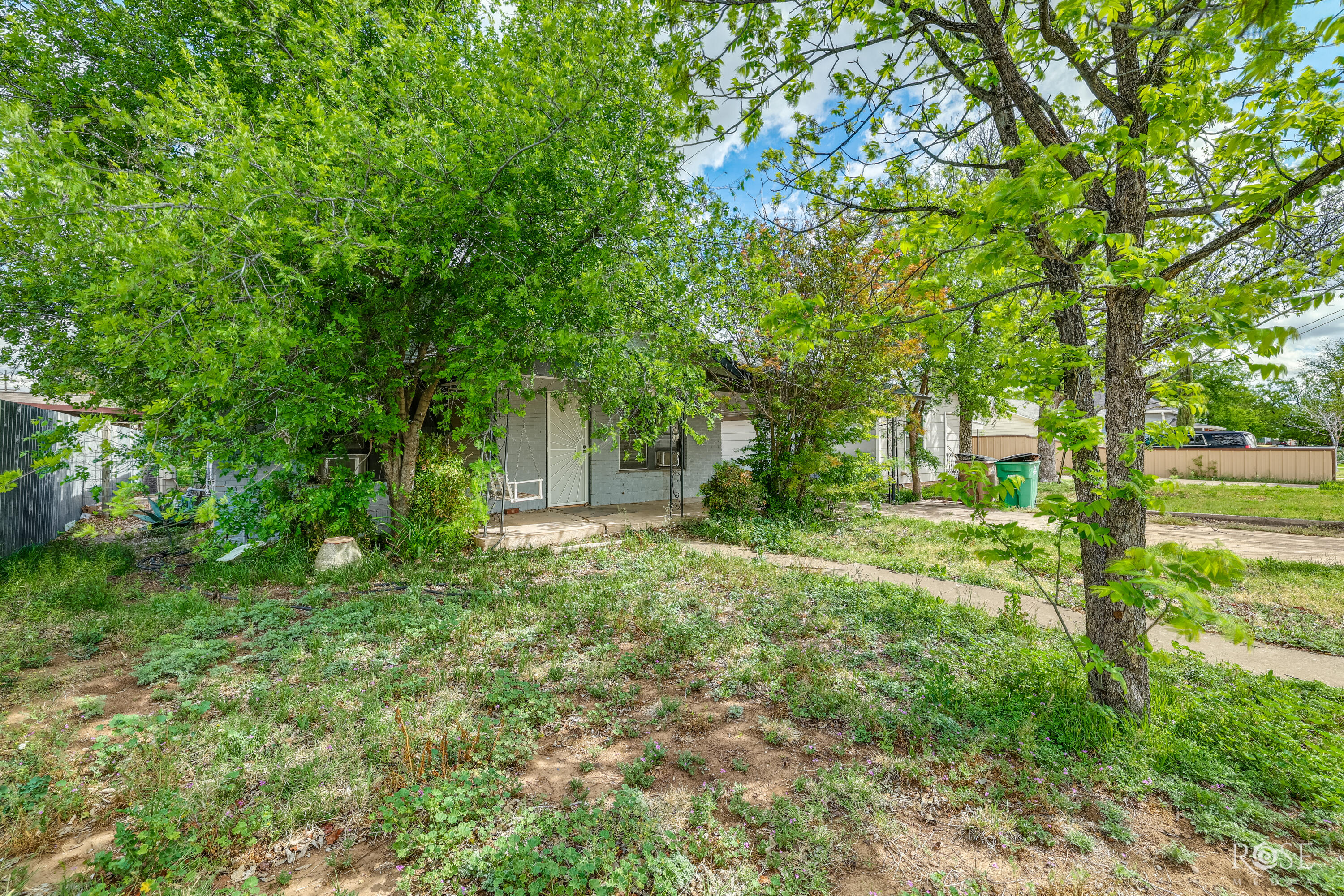 708 Spaulding Street Property Photo 3
