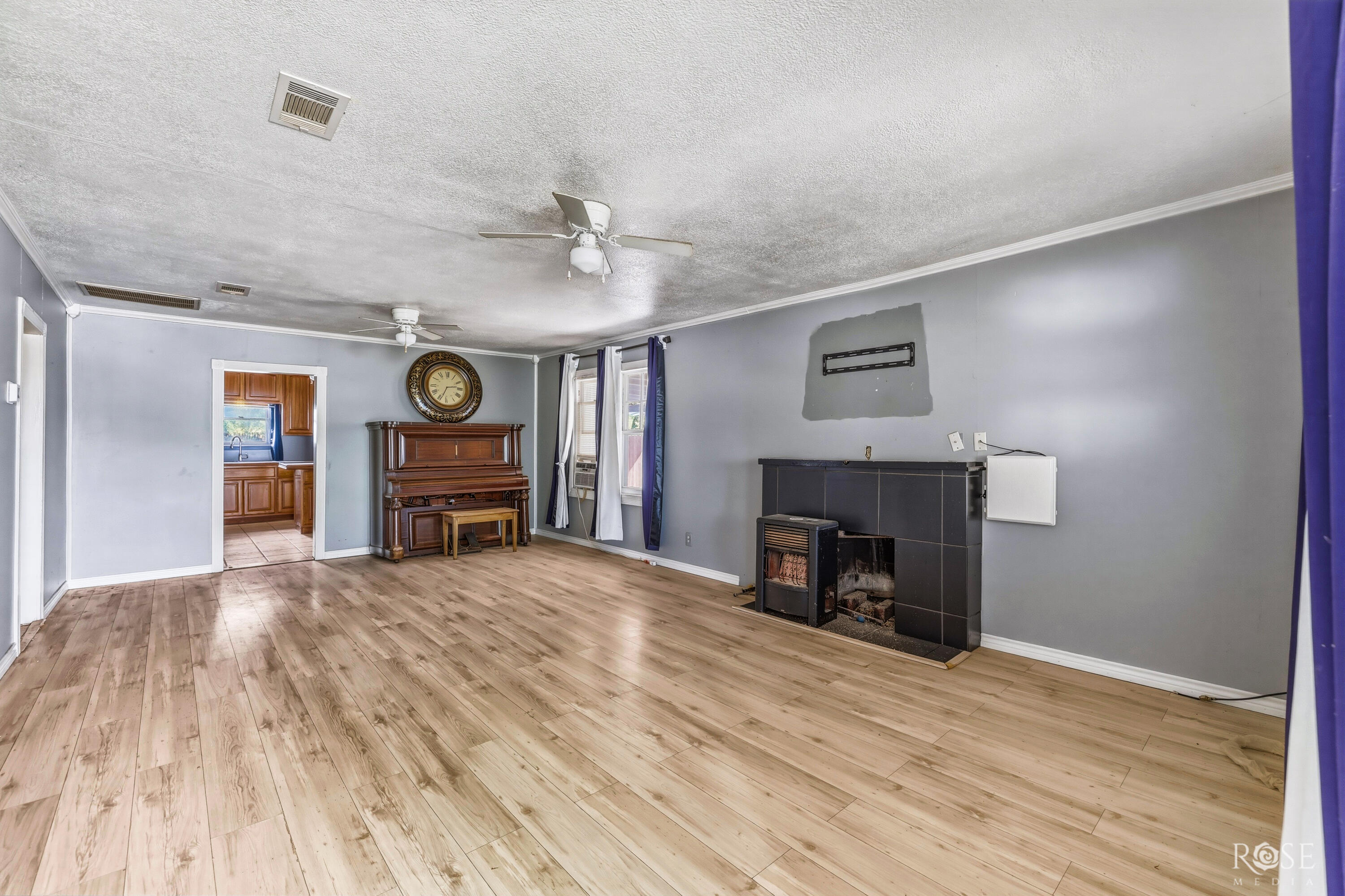 708 Spaulding Street Property Photo 8