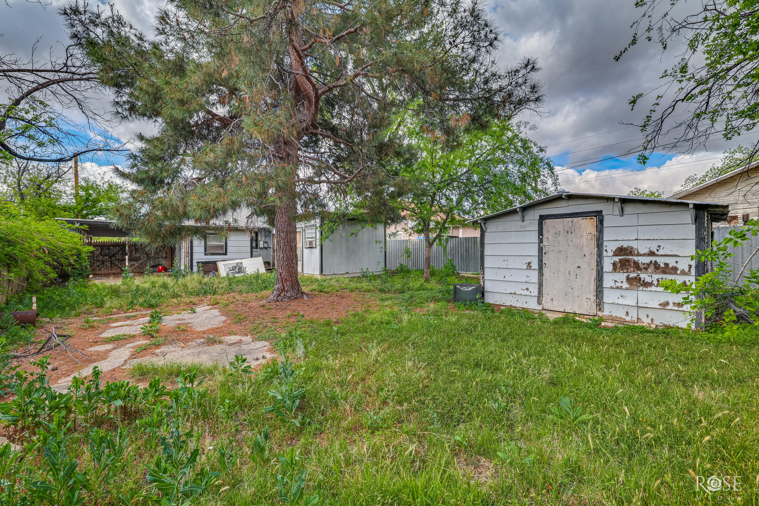 708 Spaulding Street Property Photo 25