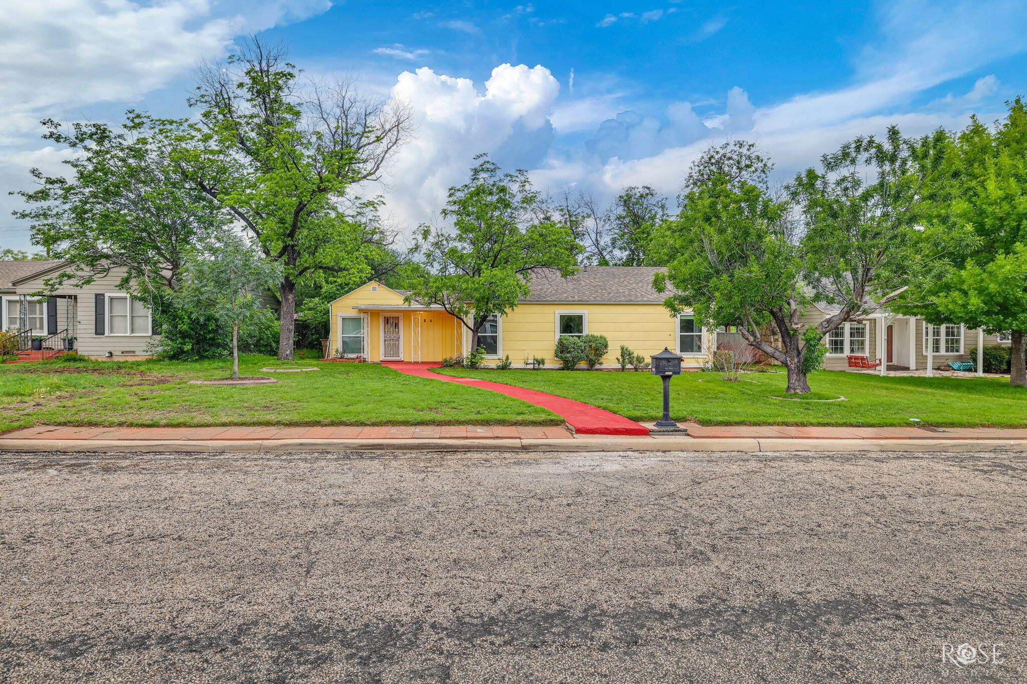 2104 W Avenue J Property Photo 3