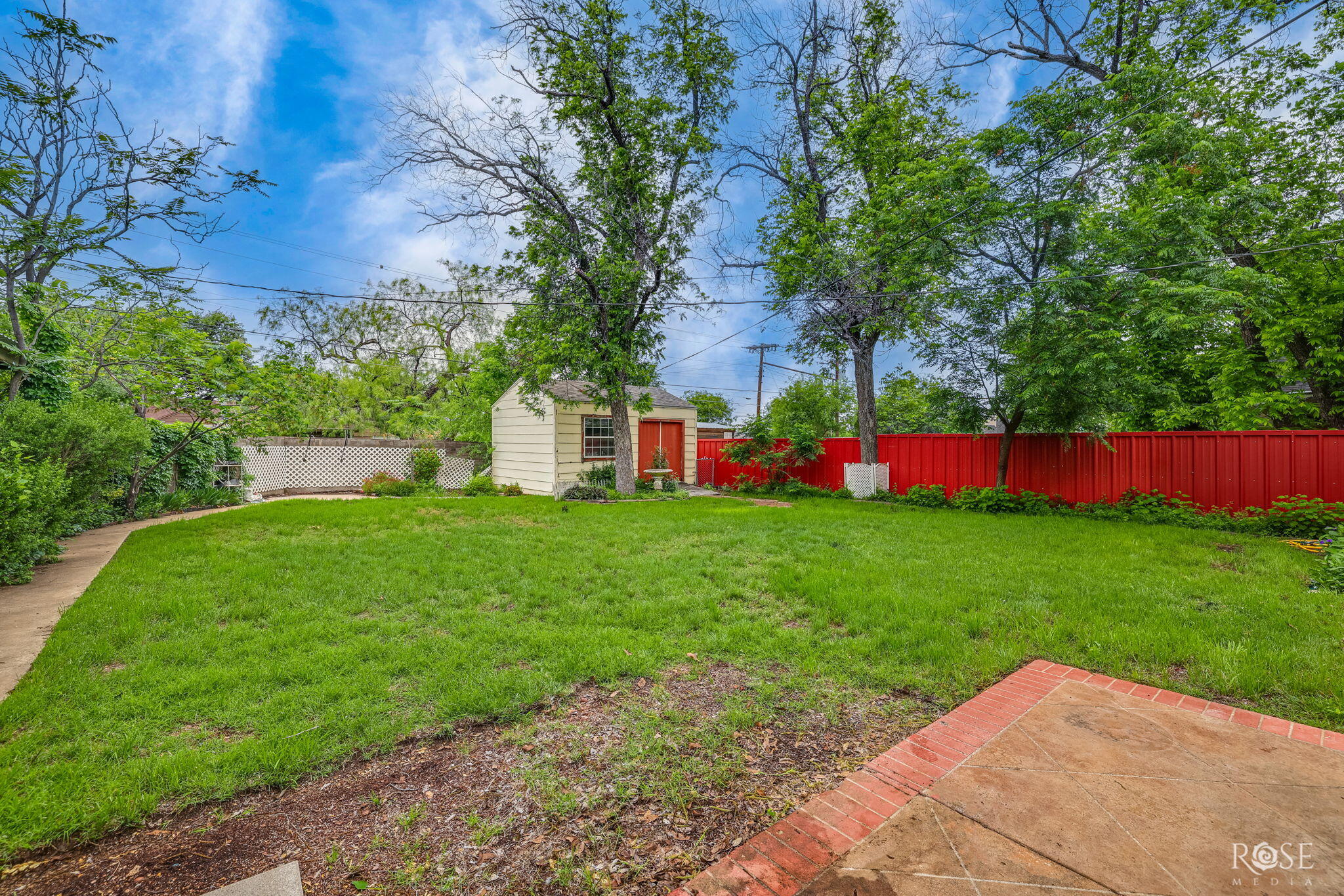 2104 W Avenue J Property Photo 32