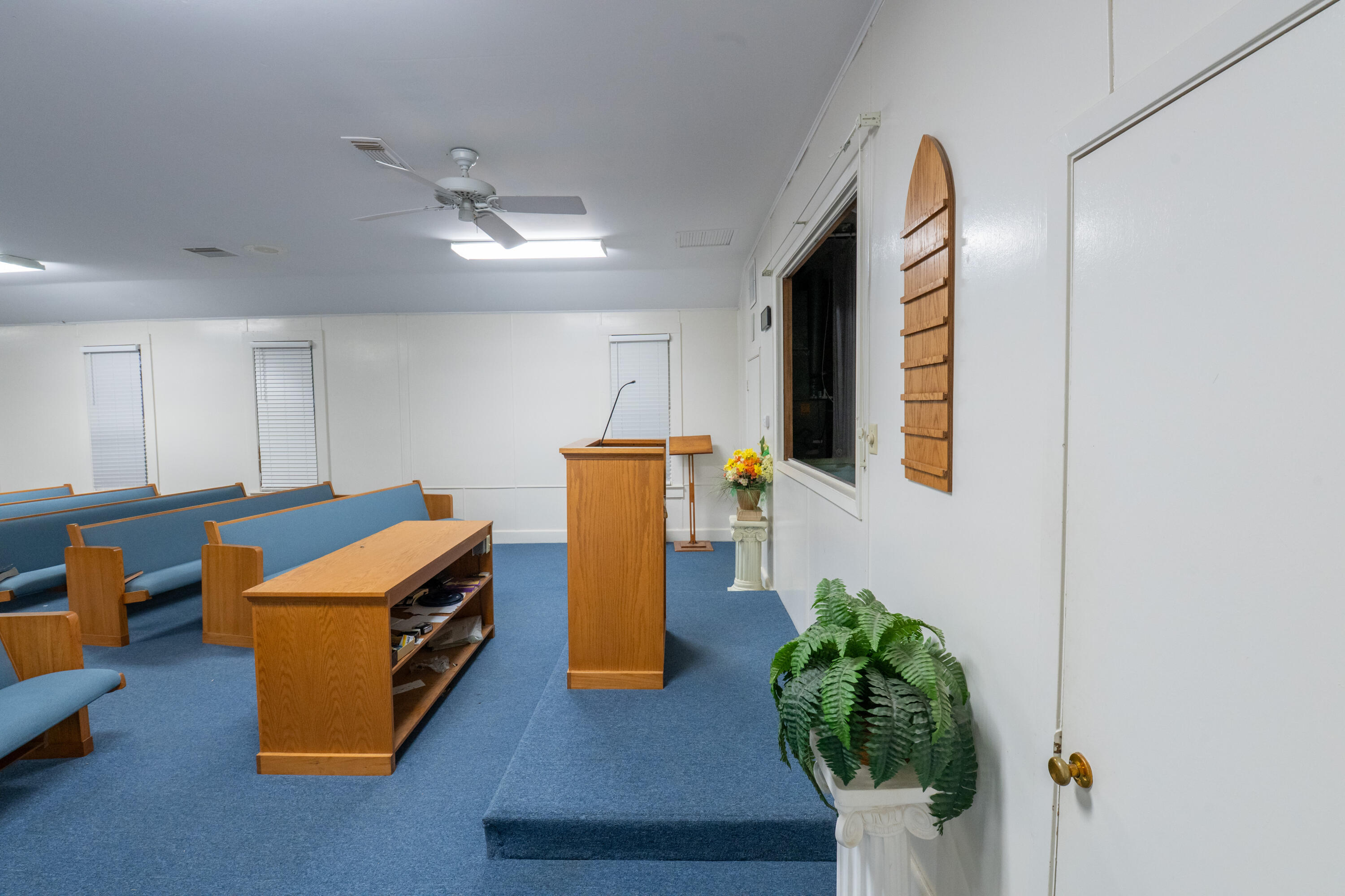 11700 Fort Worth Street Property Photo 5