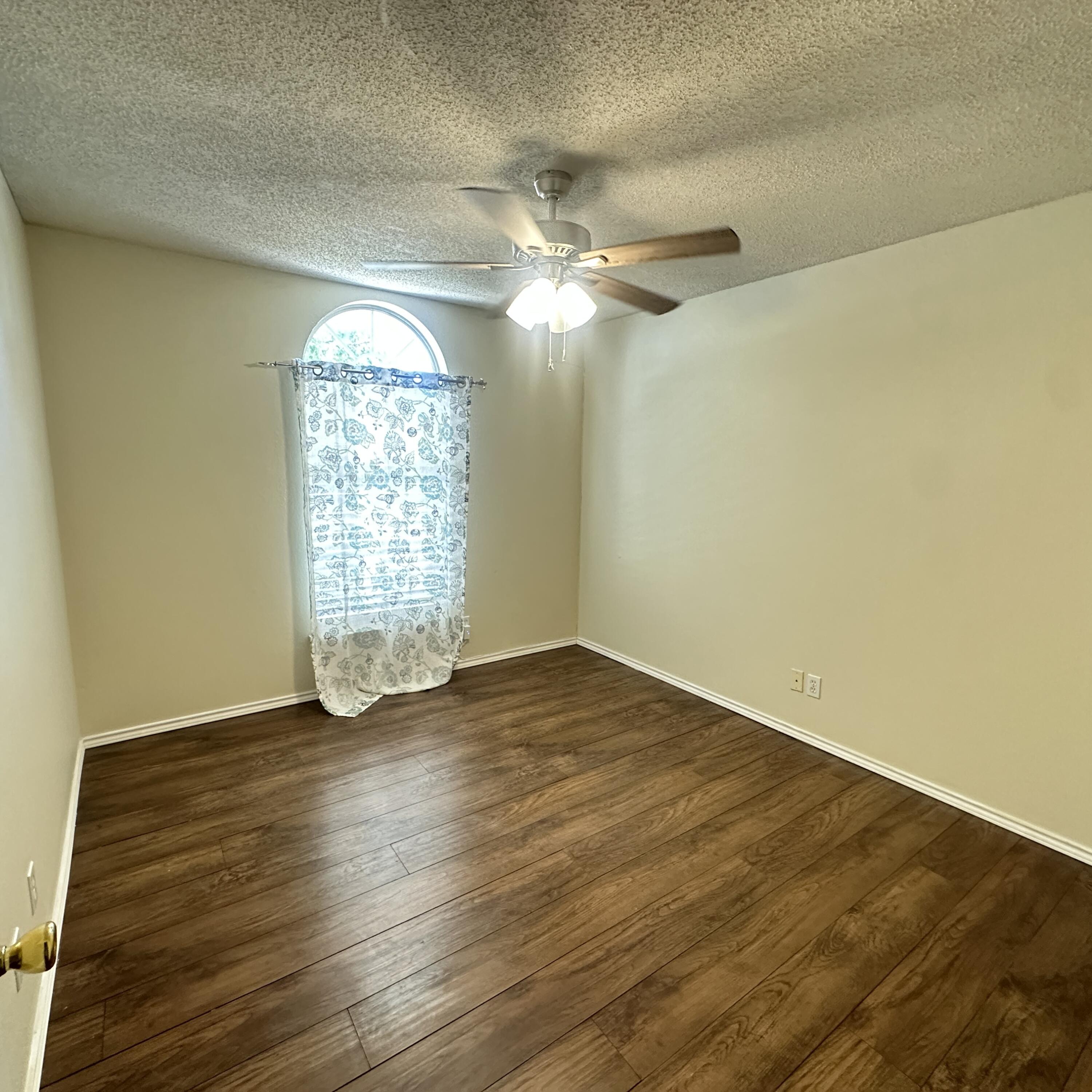 1207 Joseph Lane Property Photo 8