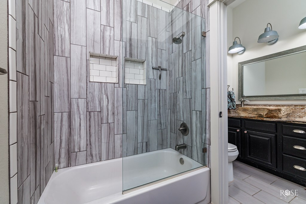8214 Waterloo Drive Property Photo 41