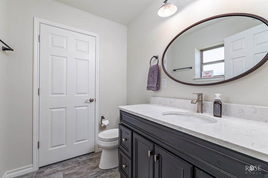 8214 Waterloo Drive Property Photo 57