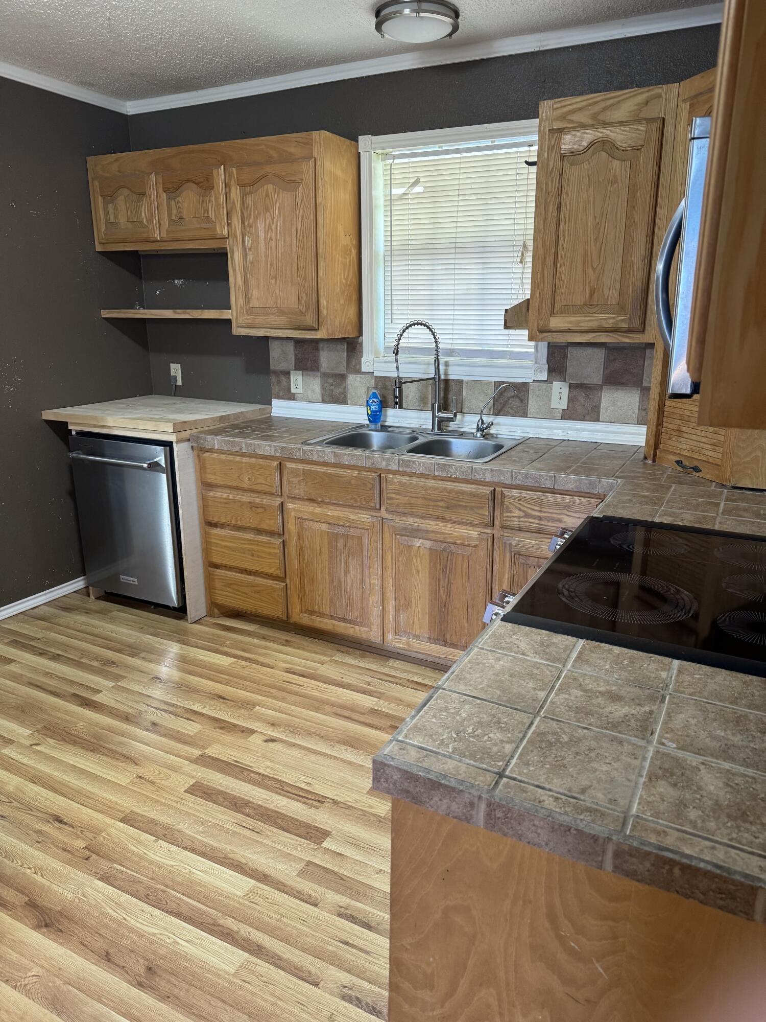 2520 Forest Park Avenue Property Photo 4