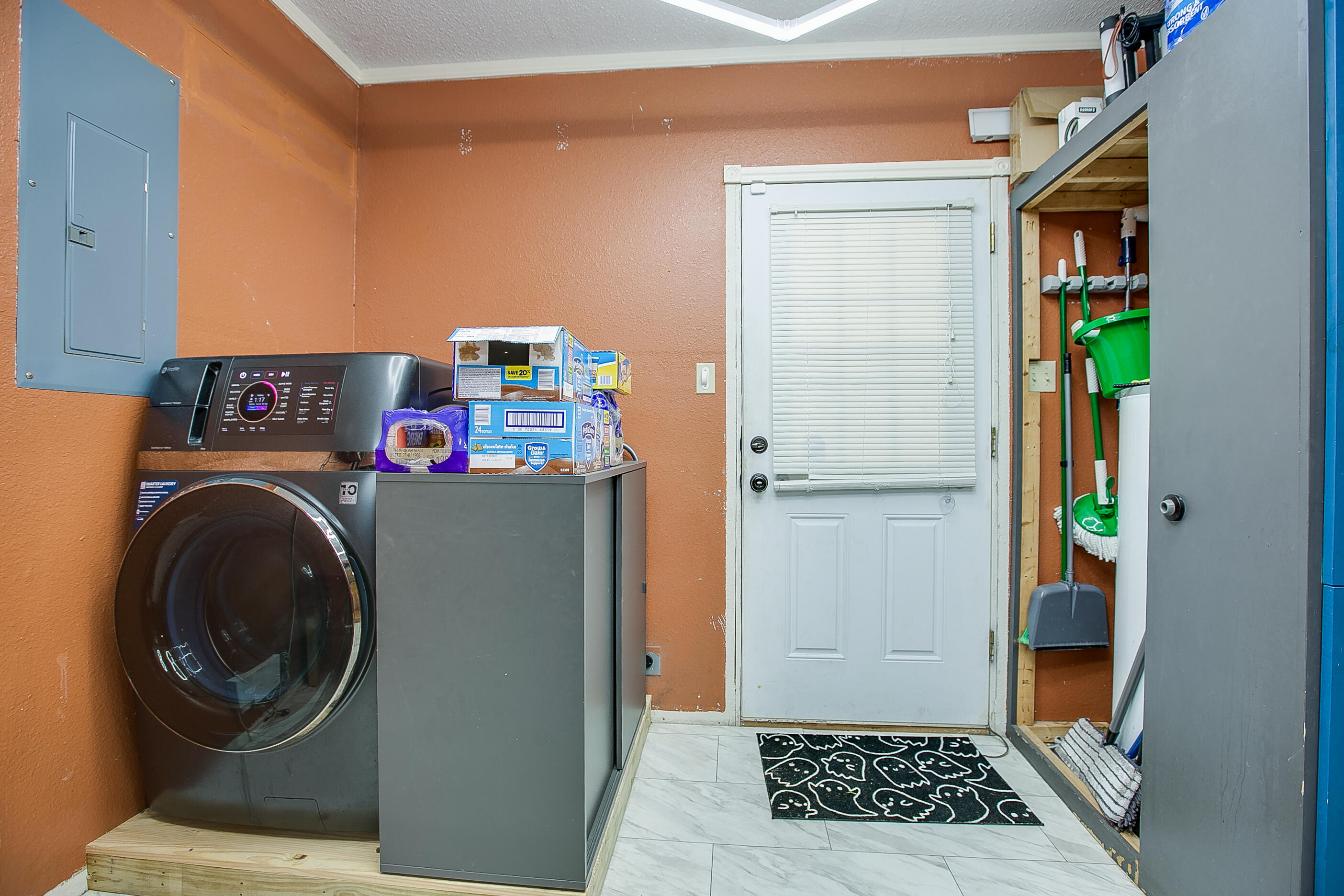 2520 Forest Park Avenue Property Photo 8