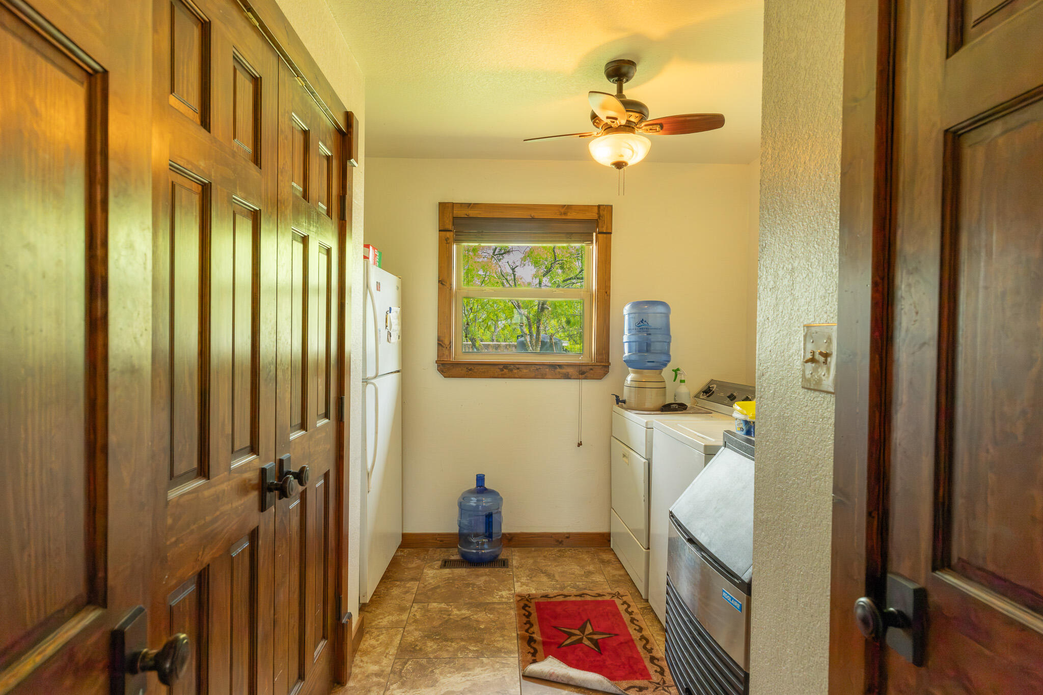 817 County Road 130 Property Photo 23
