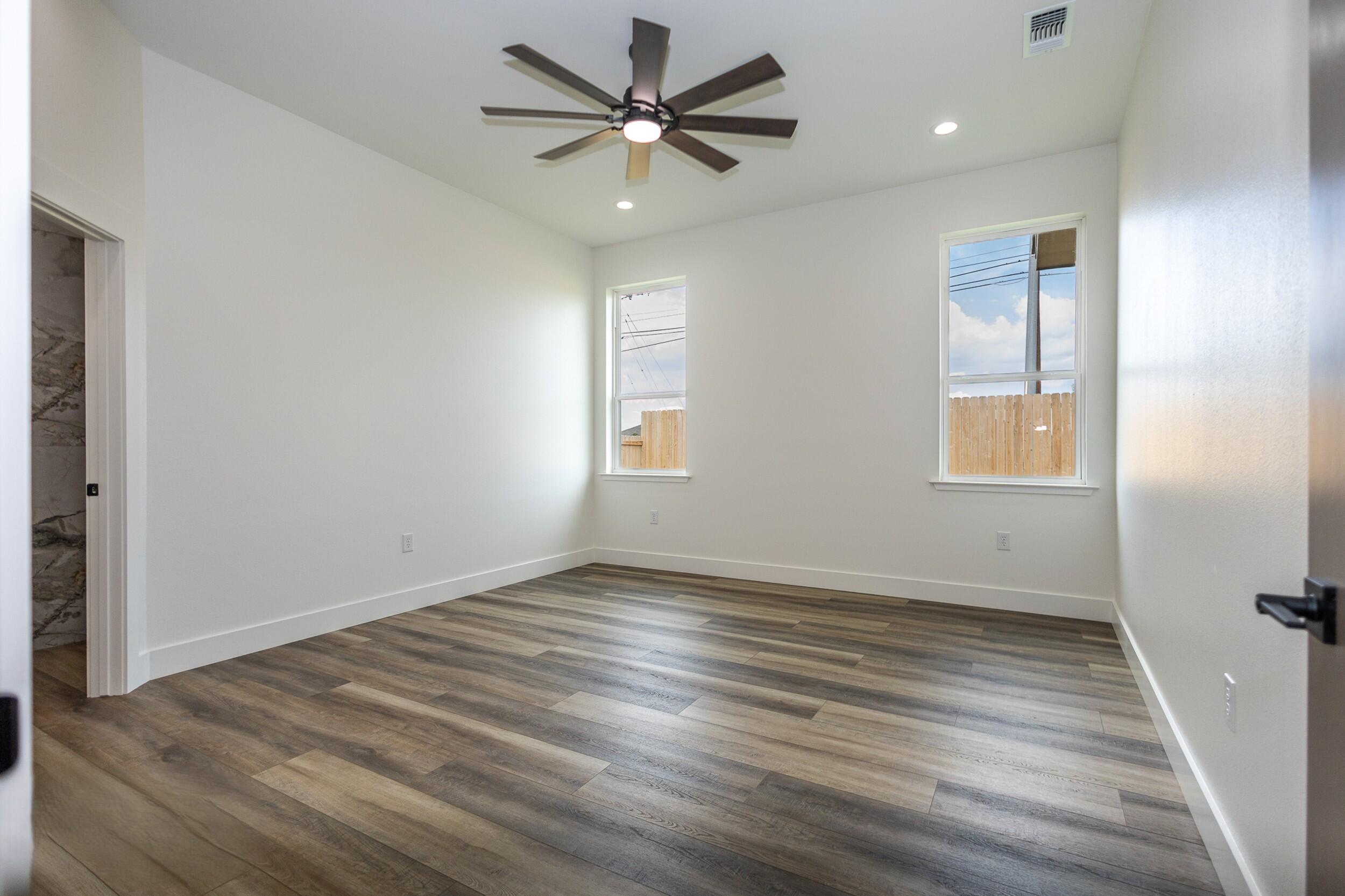 5510 Slayde Street Property Photo 13