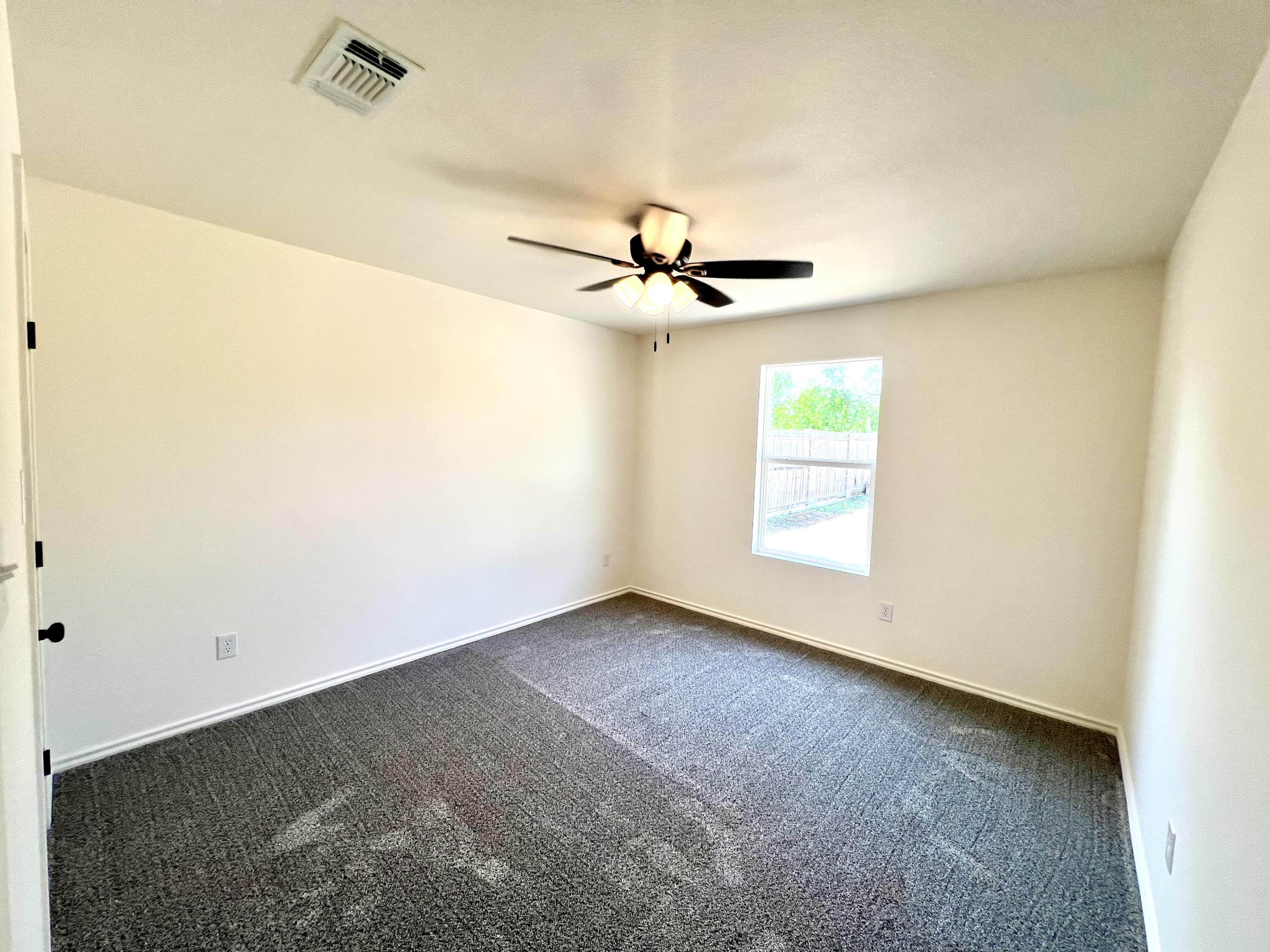 1407 Parker Street Property Photo 8