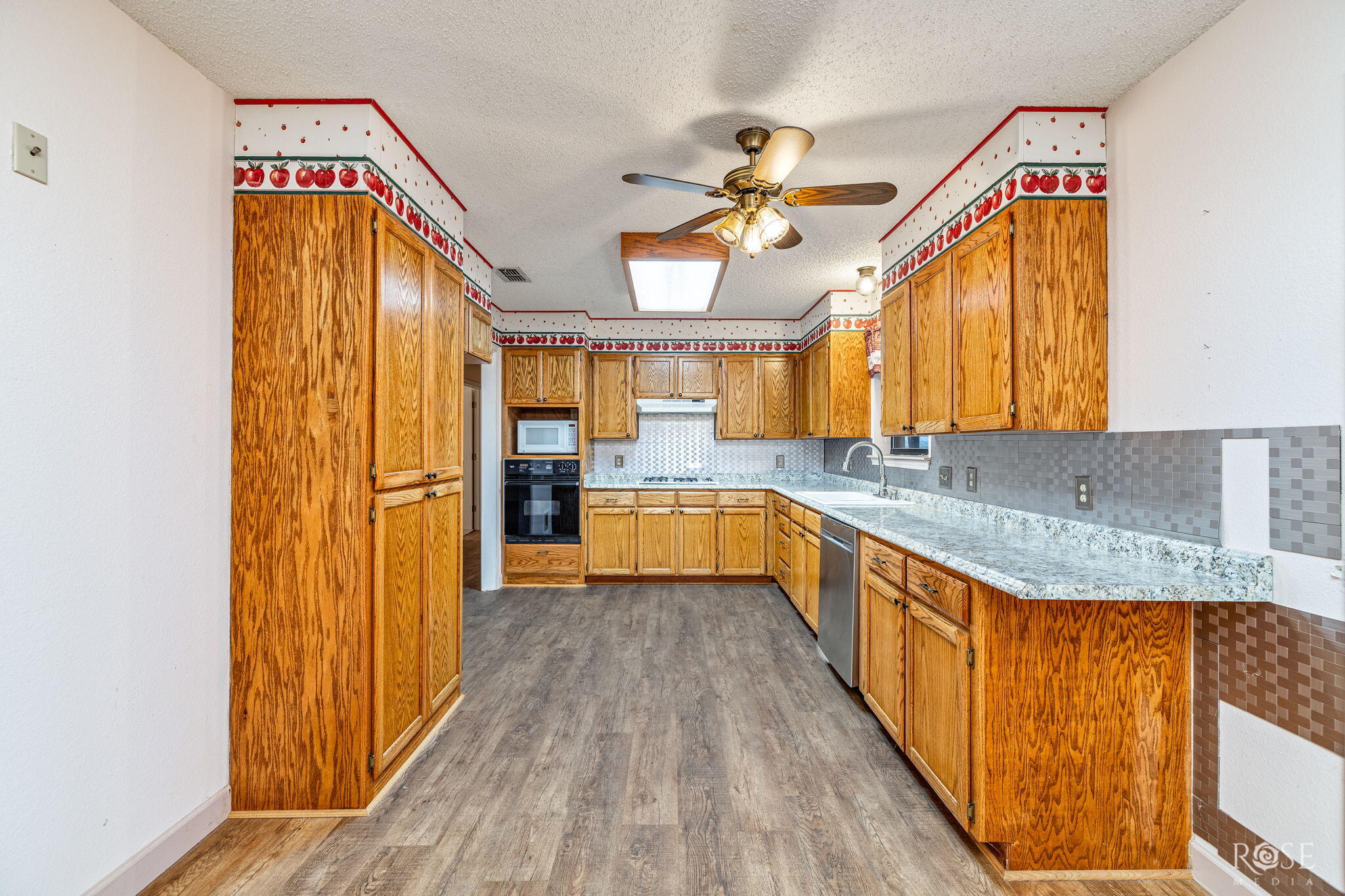 4681 S Jarratt Road Property Photo 9