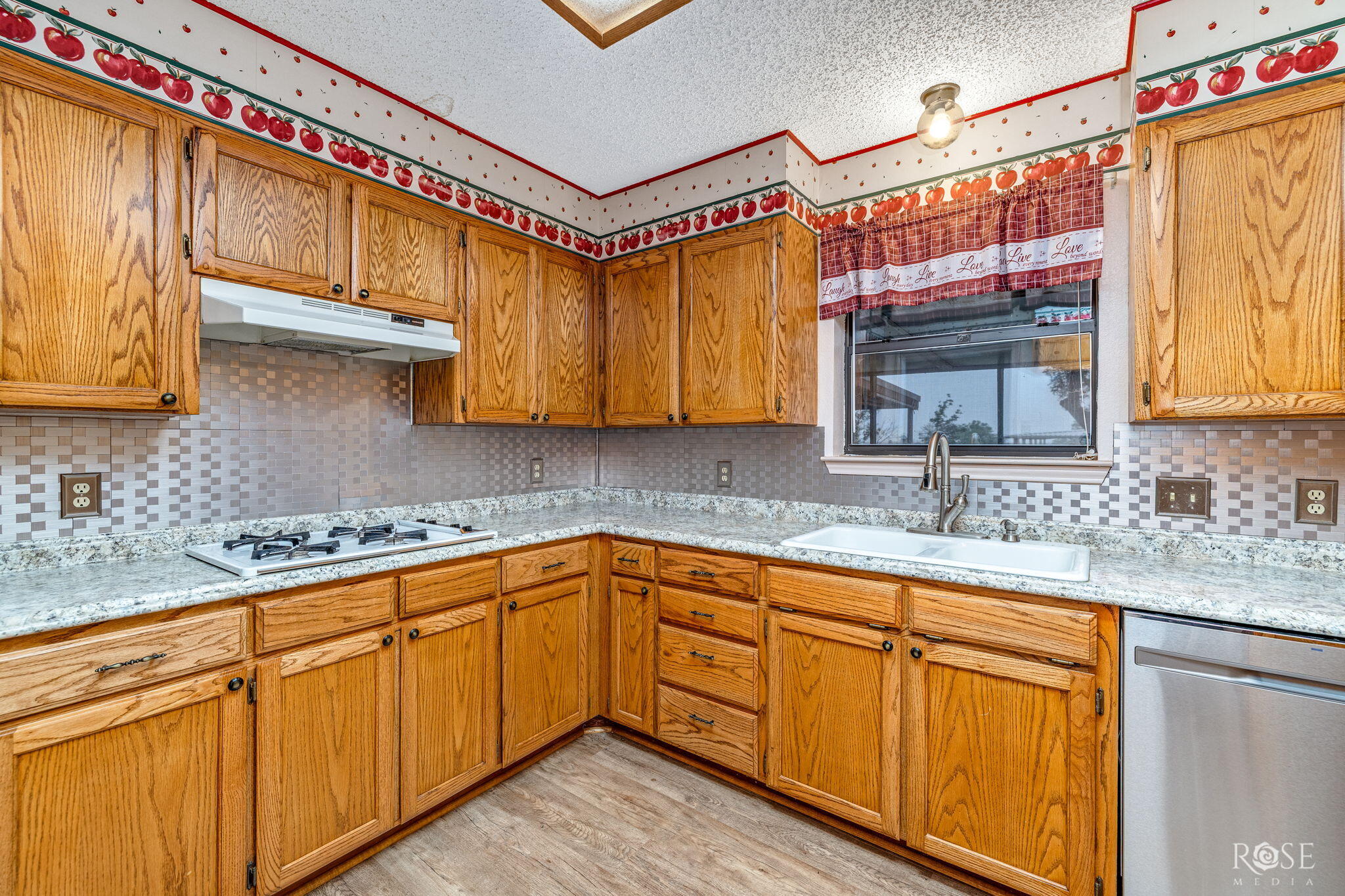 4681 S Jarratt Road Property Photo 10