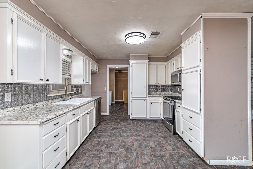 302 Key Street Property Photo 10