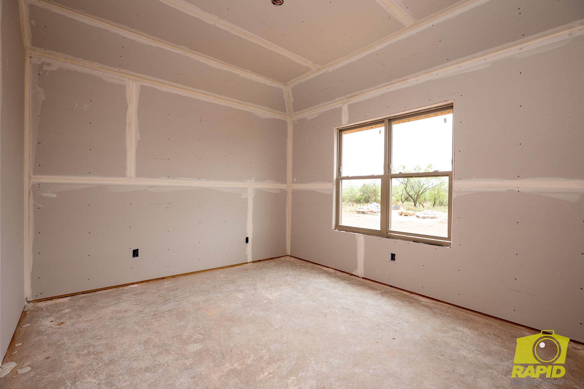 9619 Grey Wolf Lane Property Photo 13
