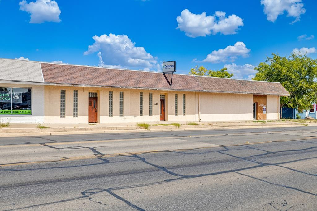 1518 W Beauregard Avenue Property Photo 1
