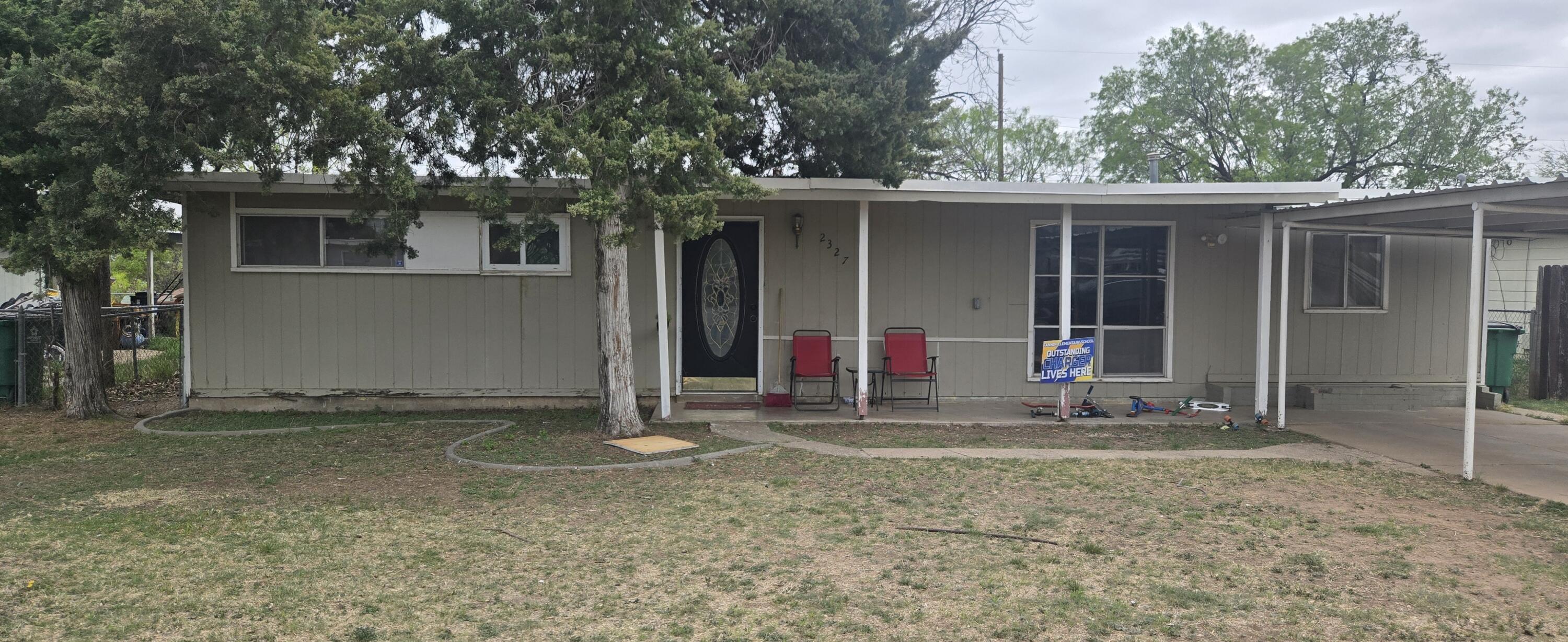 2510 Lakeside Avenue Property Photo 1