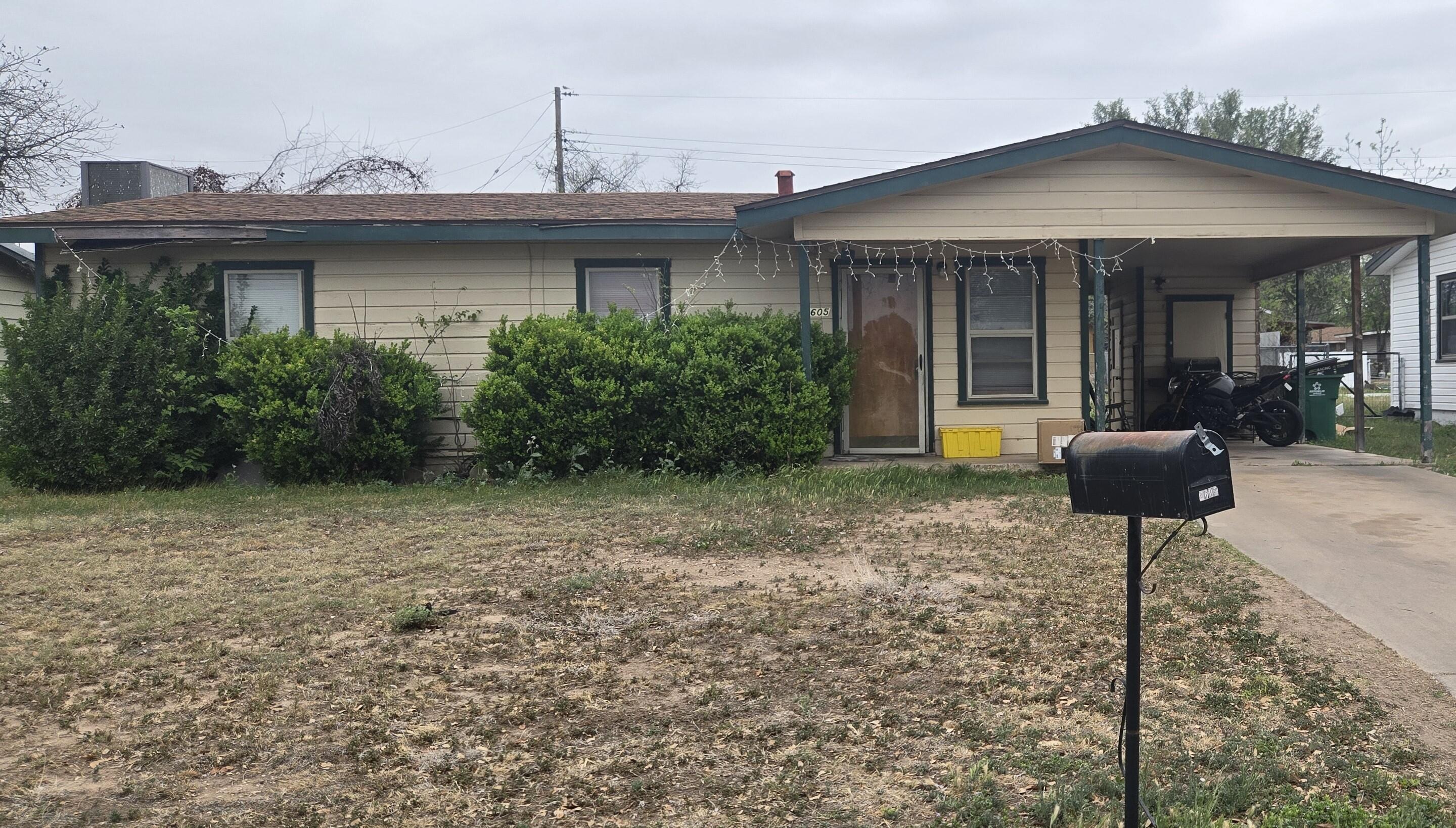 2510 Lakeside Avenue Property Photo 3